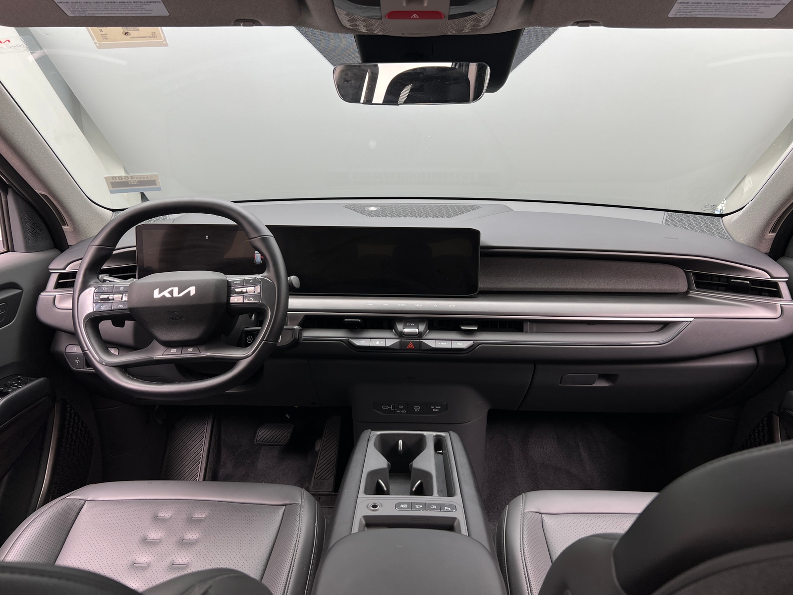 Thumbnail: 2024 Kia EV9 - 2