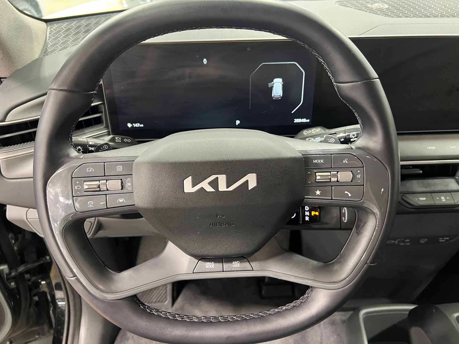Thumbnail: 2024 Kia EV9 - 4