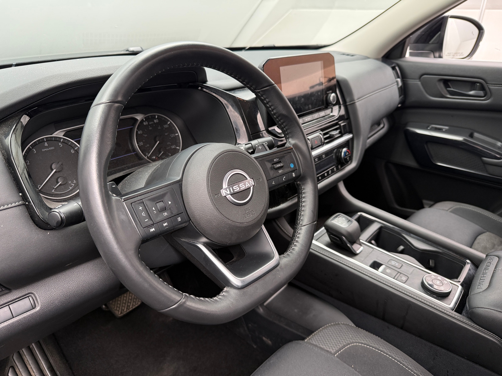 Thumbnail: 2024 Nissan Pathfinder - 5