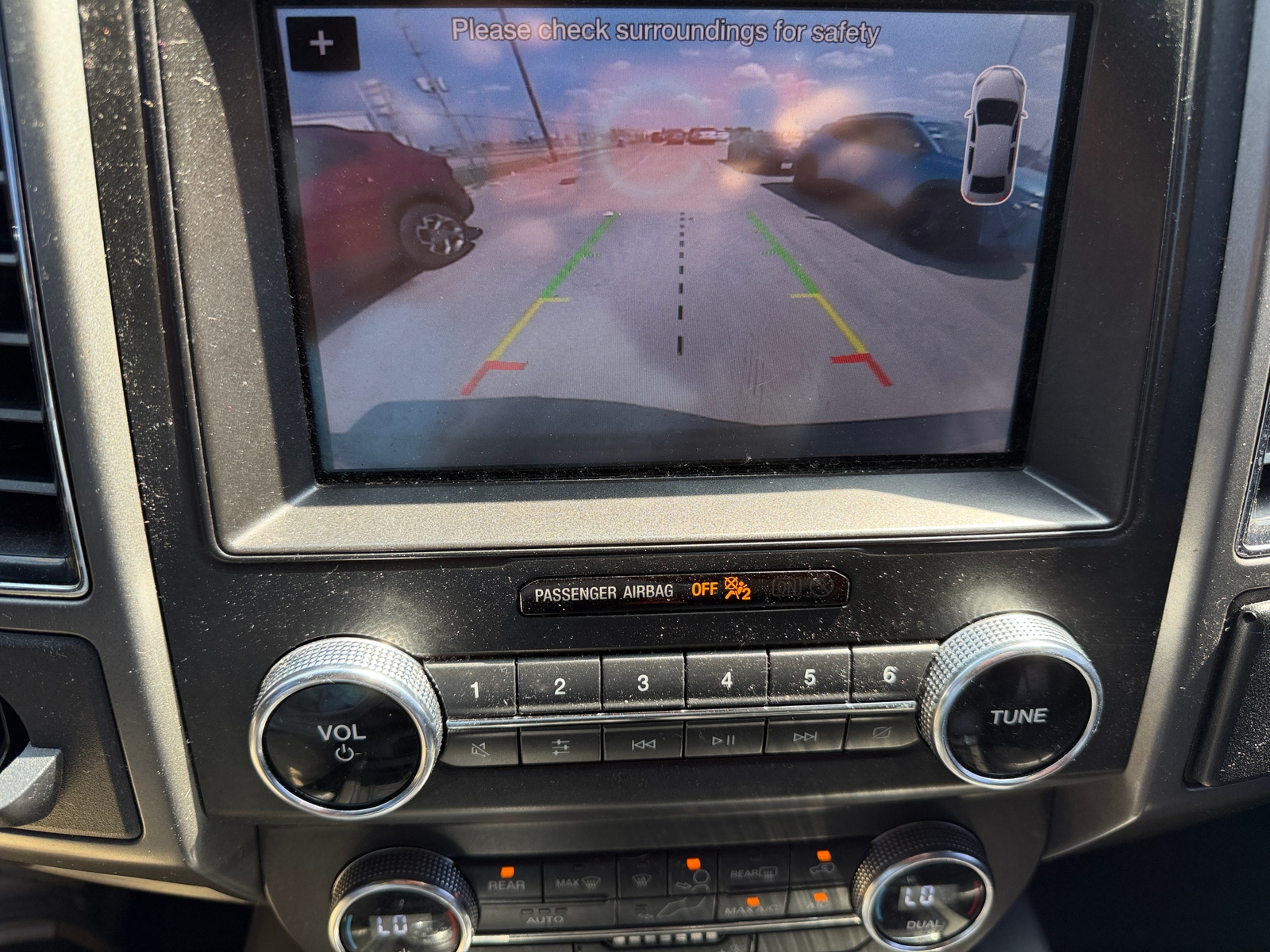Thumbnail: 2019 Ford Expedition - 3