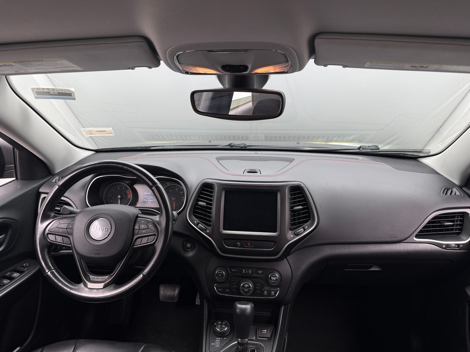 Thumbnail: 2020 Jeep Cherokee - 3