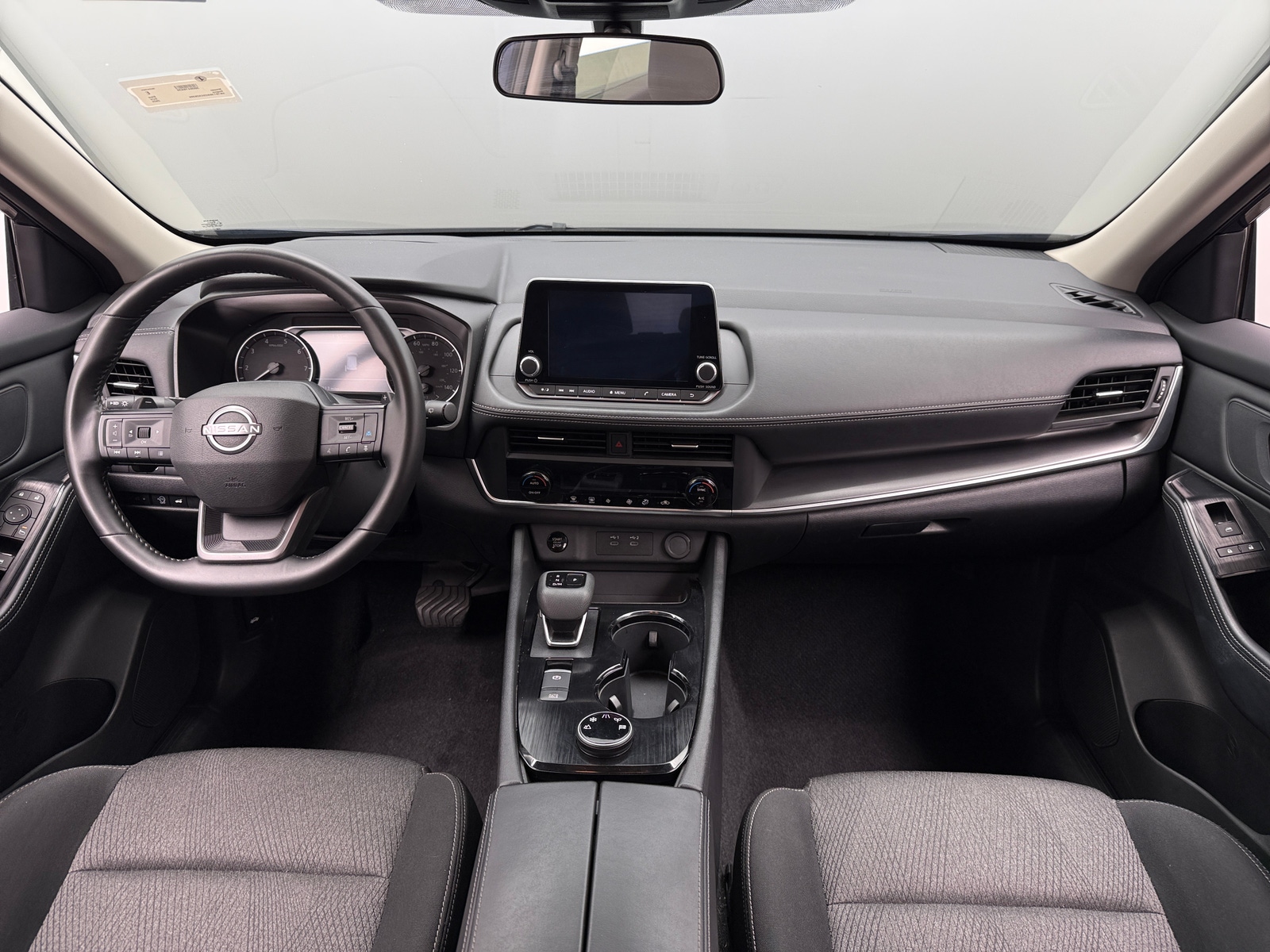 Thumbnail: 2025 Nissan Rogue - 3