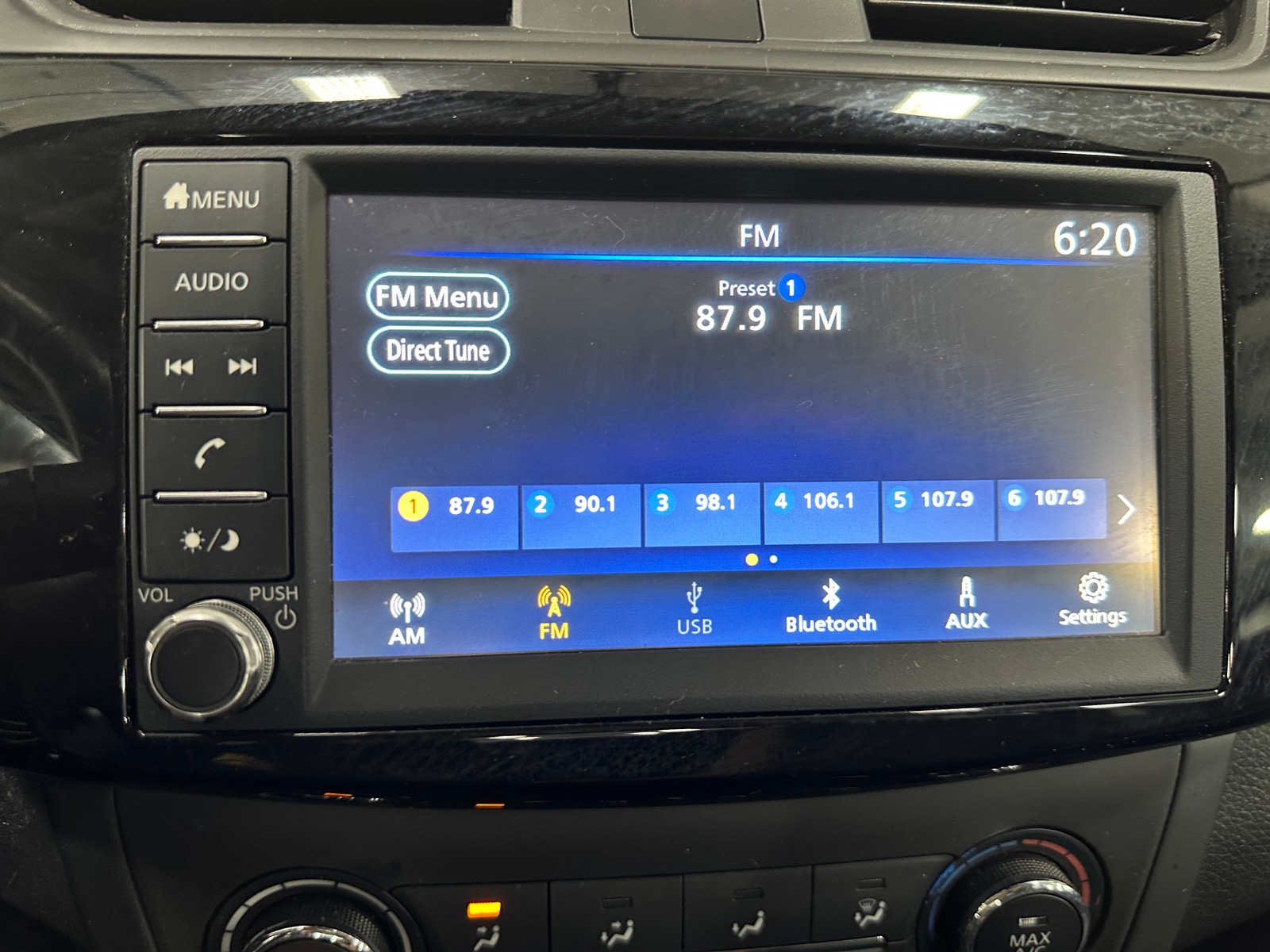 Thumbnail: 2019 Nissan Sentra - 4
