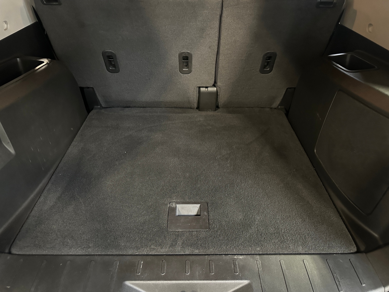 Thumbnail: 2017 Chevrolet Equinox - 6