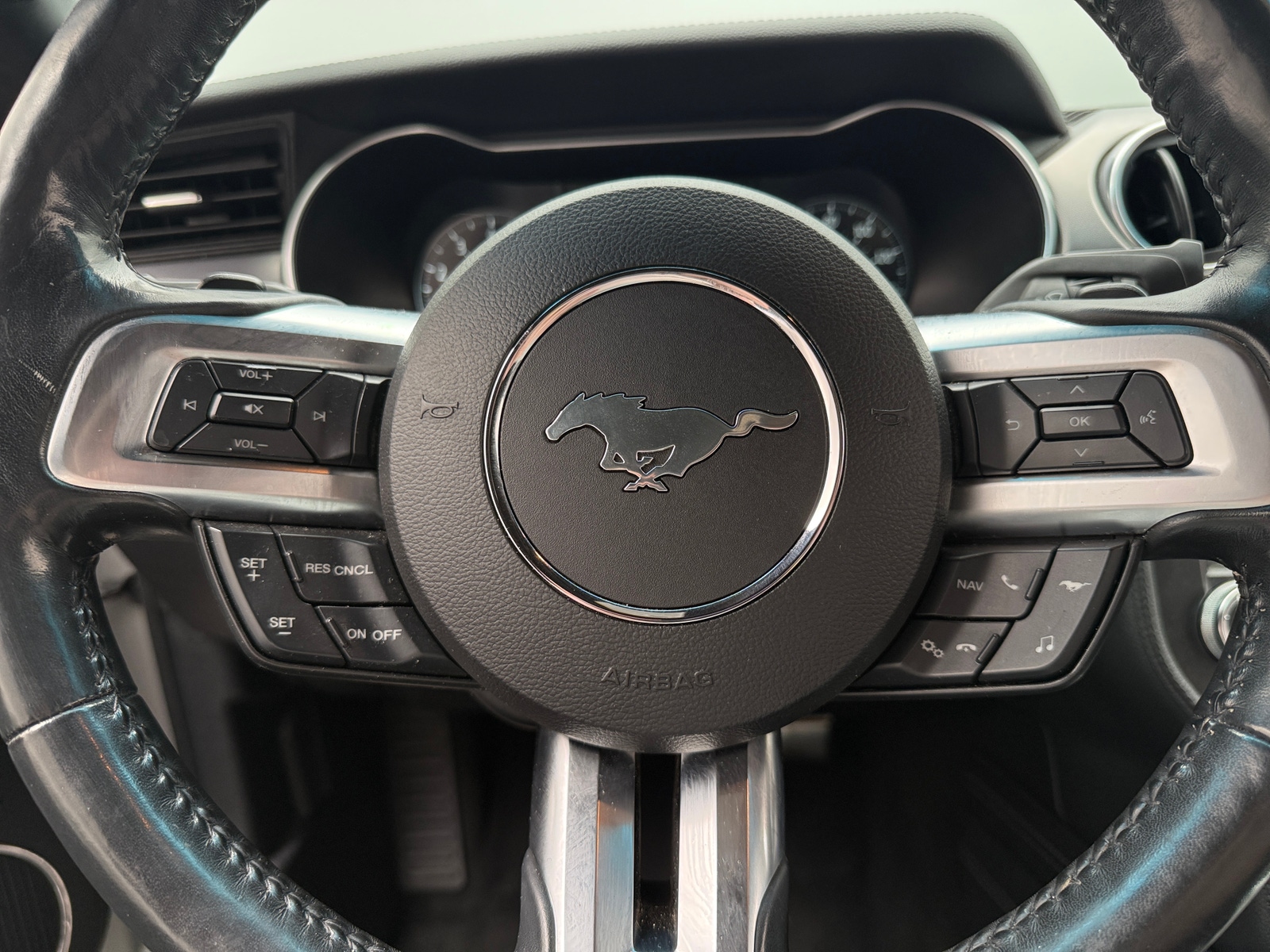 Thumbnail: 2018 Ford Mustang - 4