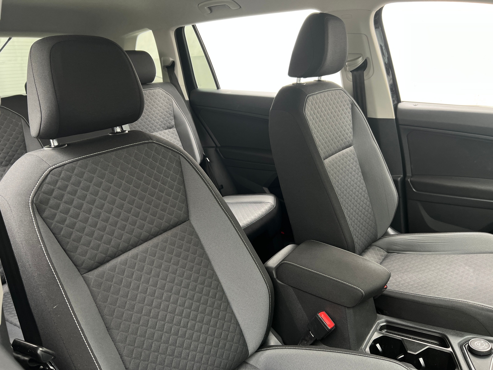 Thumbnail: 2021 Volkswagen Tiguan - 2