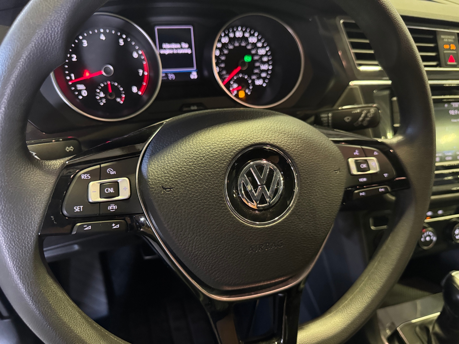 Thumbnail: 2021 Volkswagen Tiguan - 5