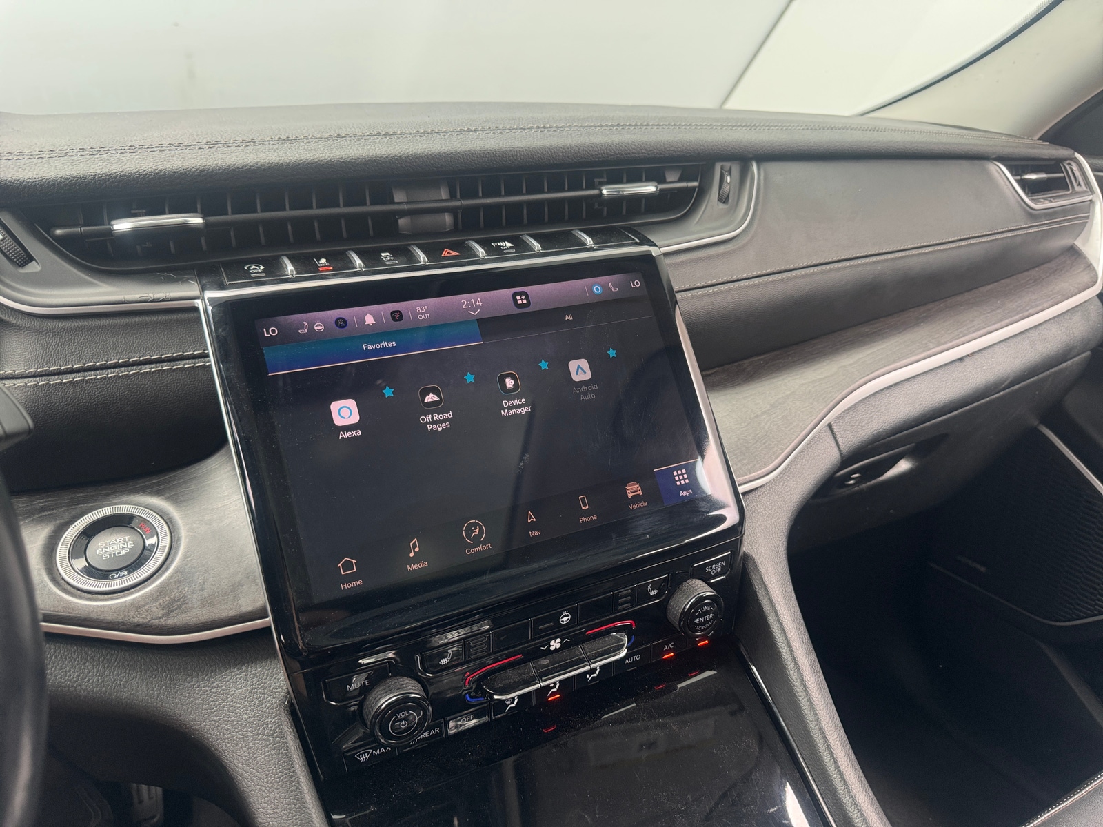Thumbnail: 2022 Jeep Grand Cherokee - 3