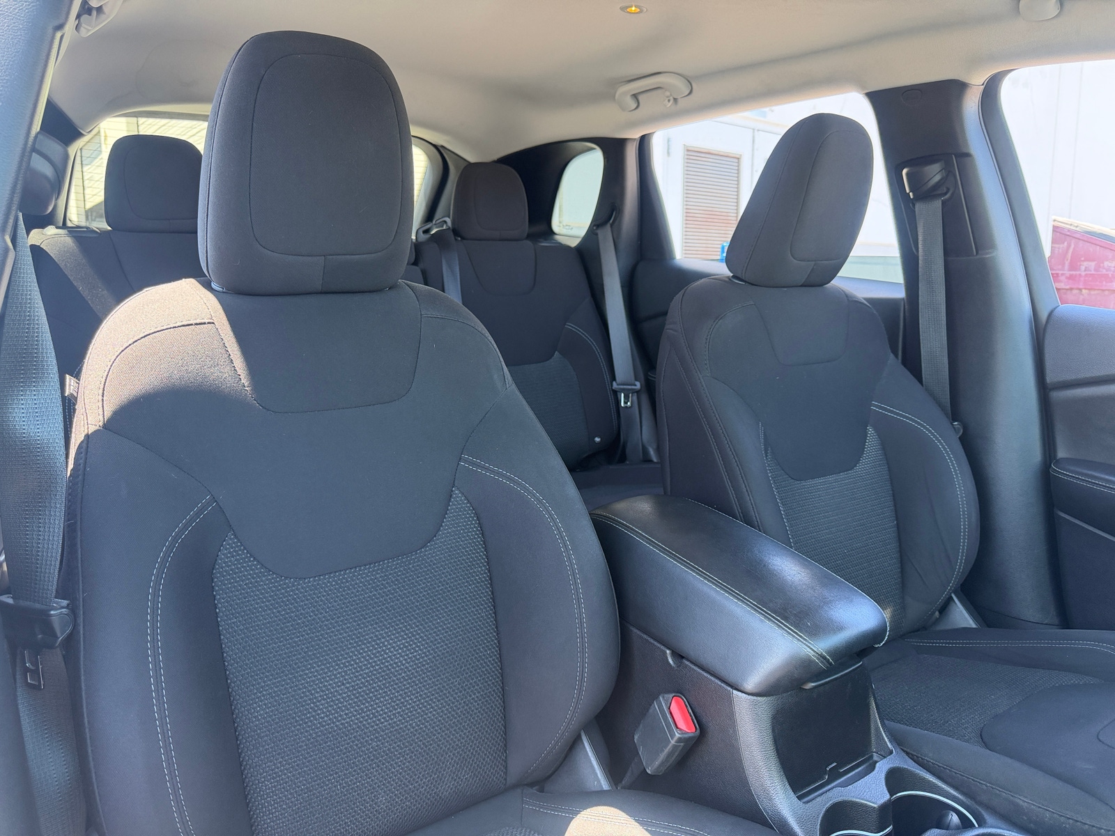 Thumbnail: 2019 Jeep Cherokee - 2