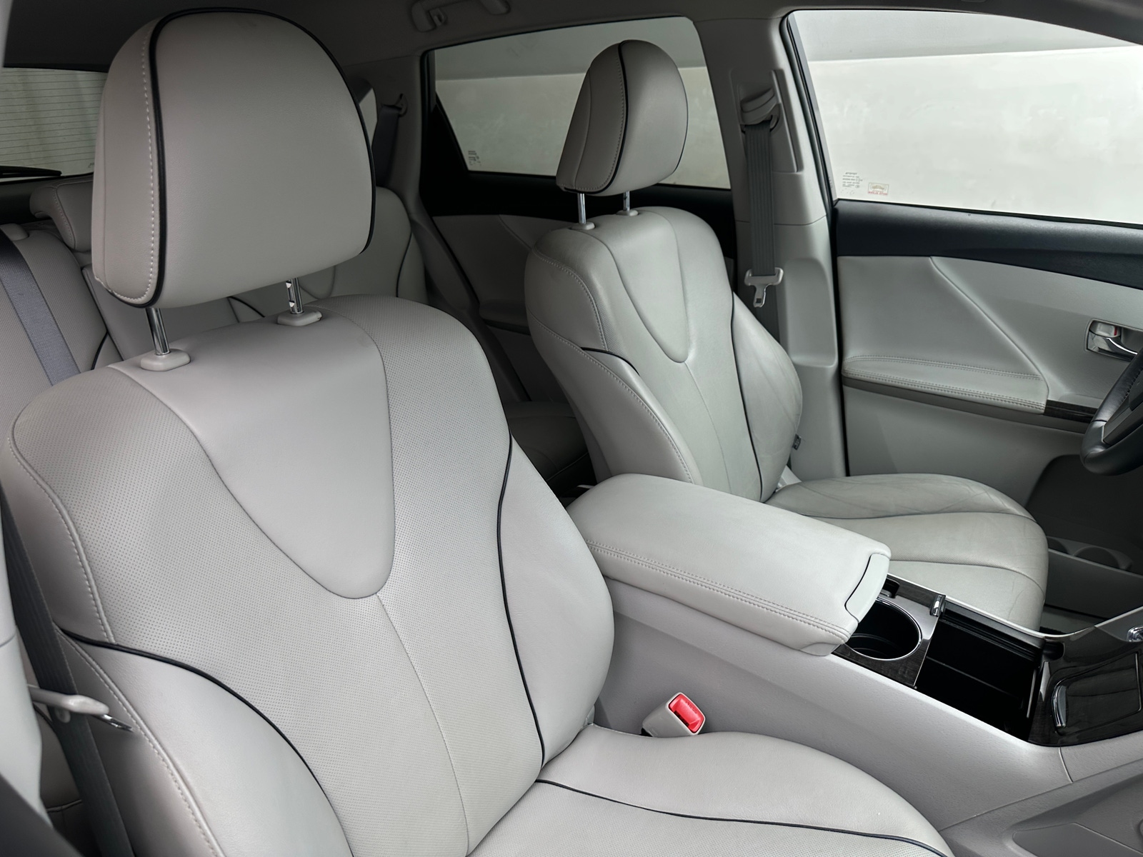 Thumbnail: 2015 Toyota Venza - 2