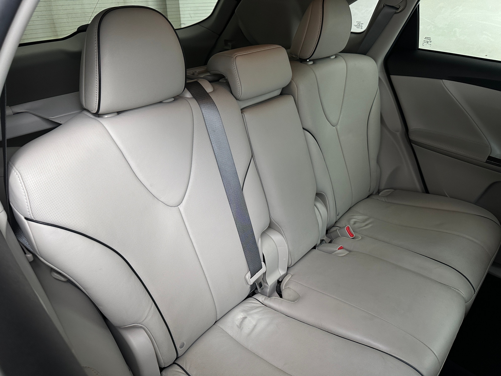 Thumbnail: 2015 Toyota Venza - 6
