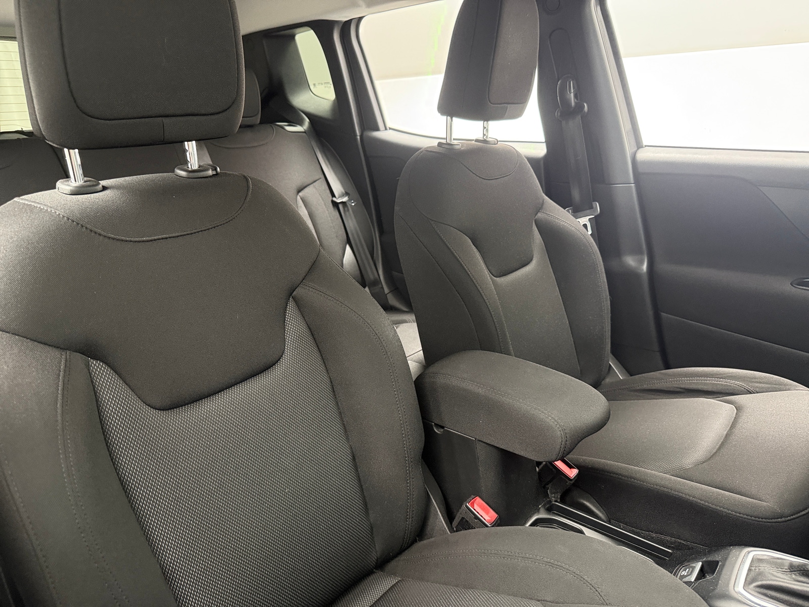 Thumbnail: 2018 Jeep Renegade - 2