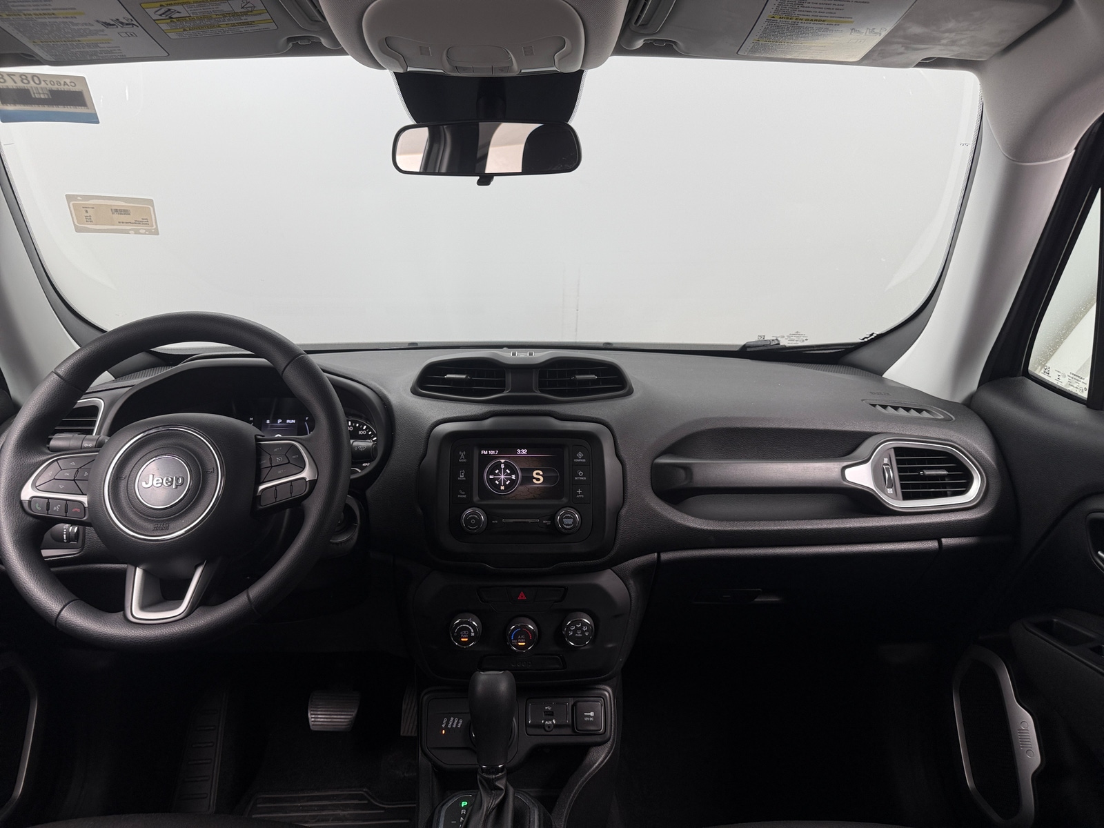 Thumbnail: 2018 Jeep Renegade - 3