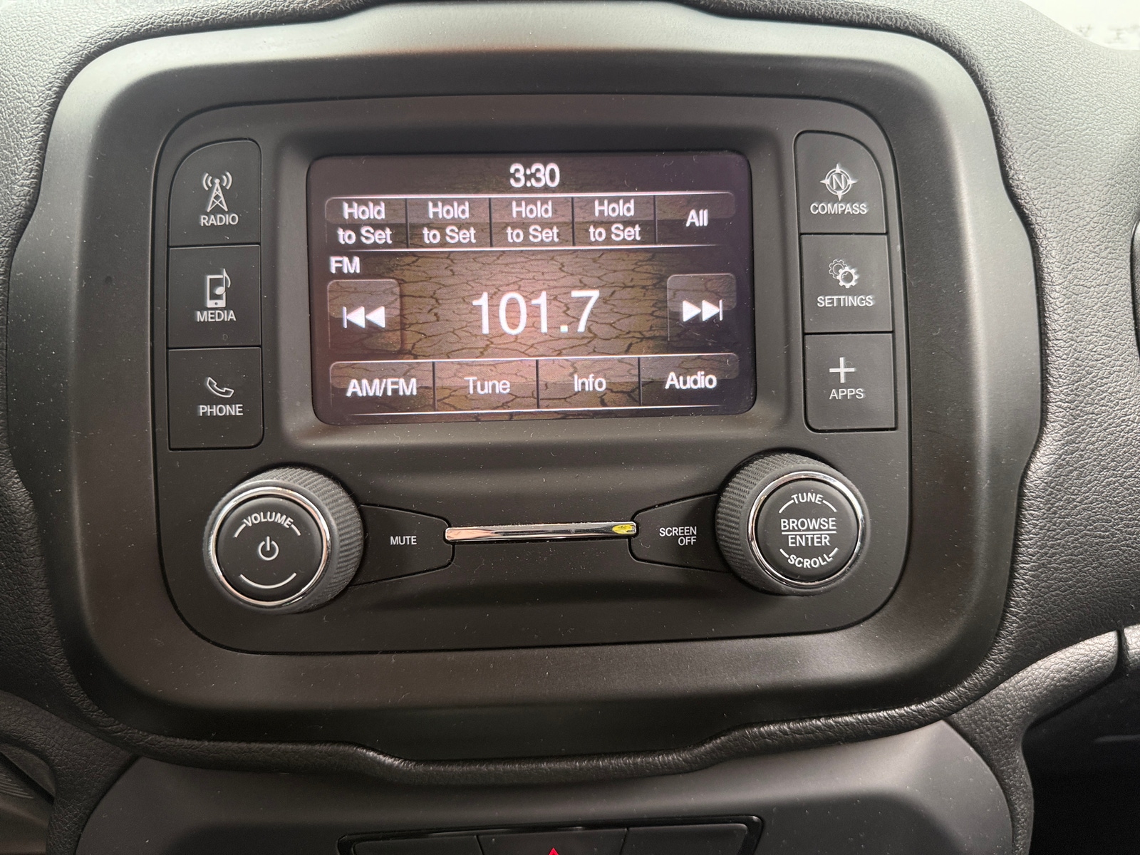 Thumbnail: 2018 Jeep Renegade - 4