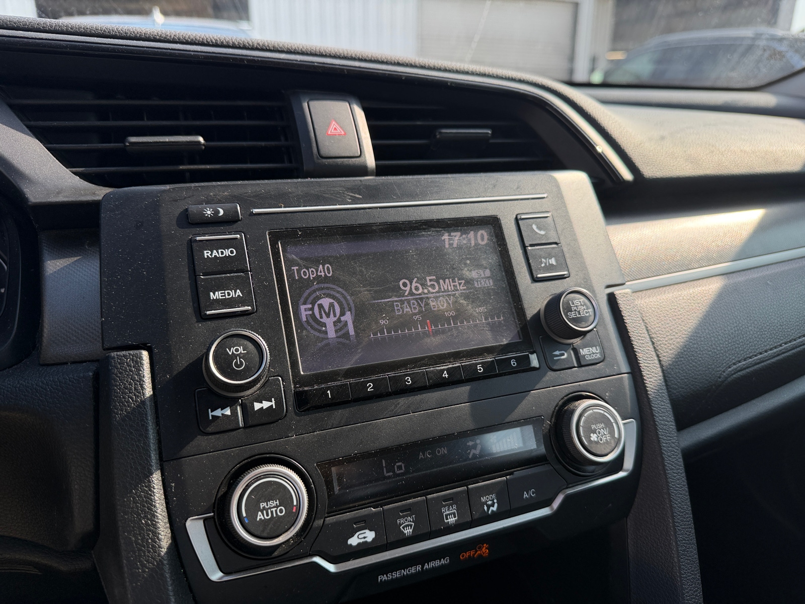 Thumbnail: 2019 Honda Civic - 4