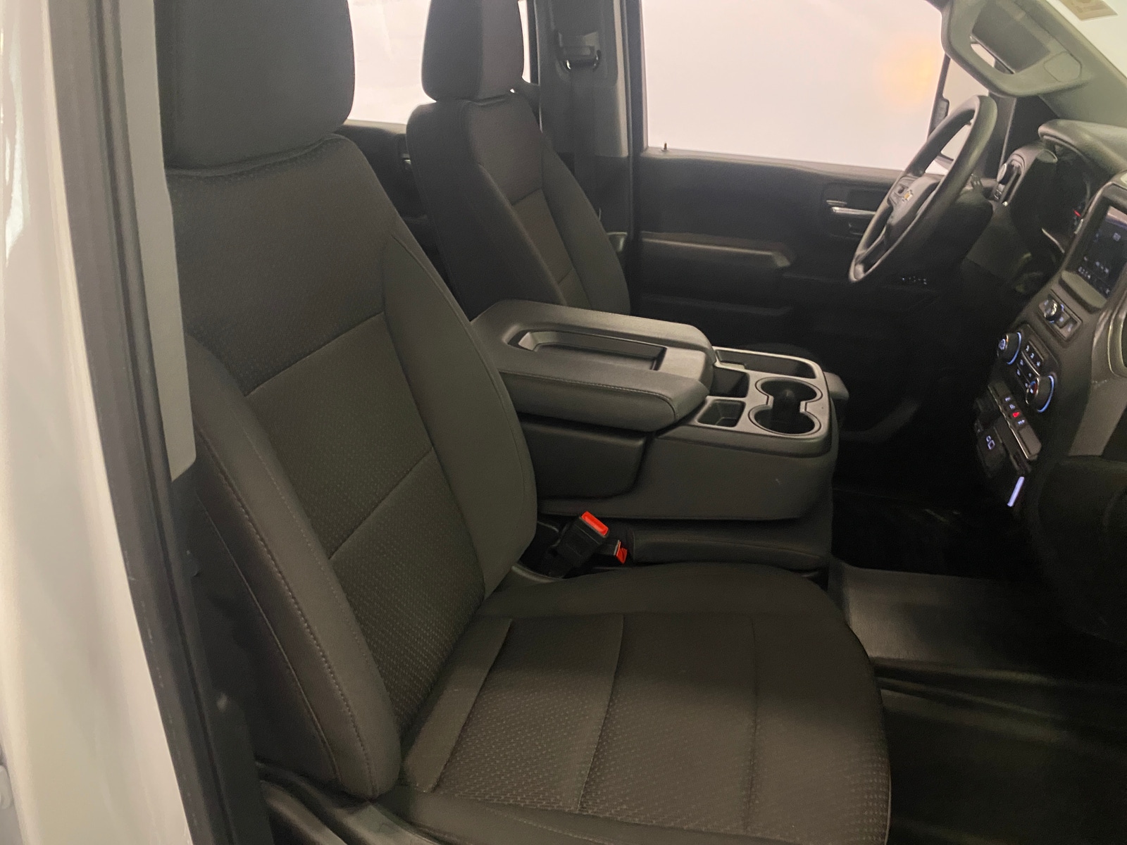 Thumbnail: 2024 Chevrolet Silverado 3500 - 2