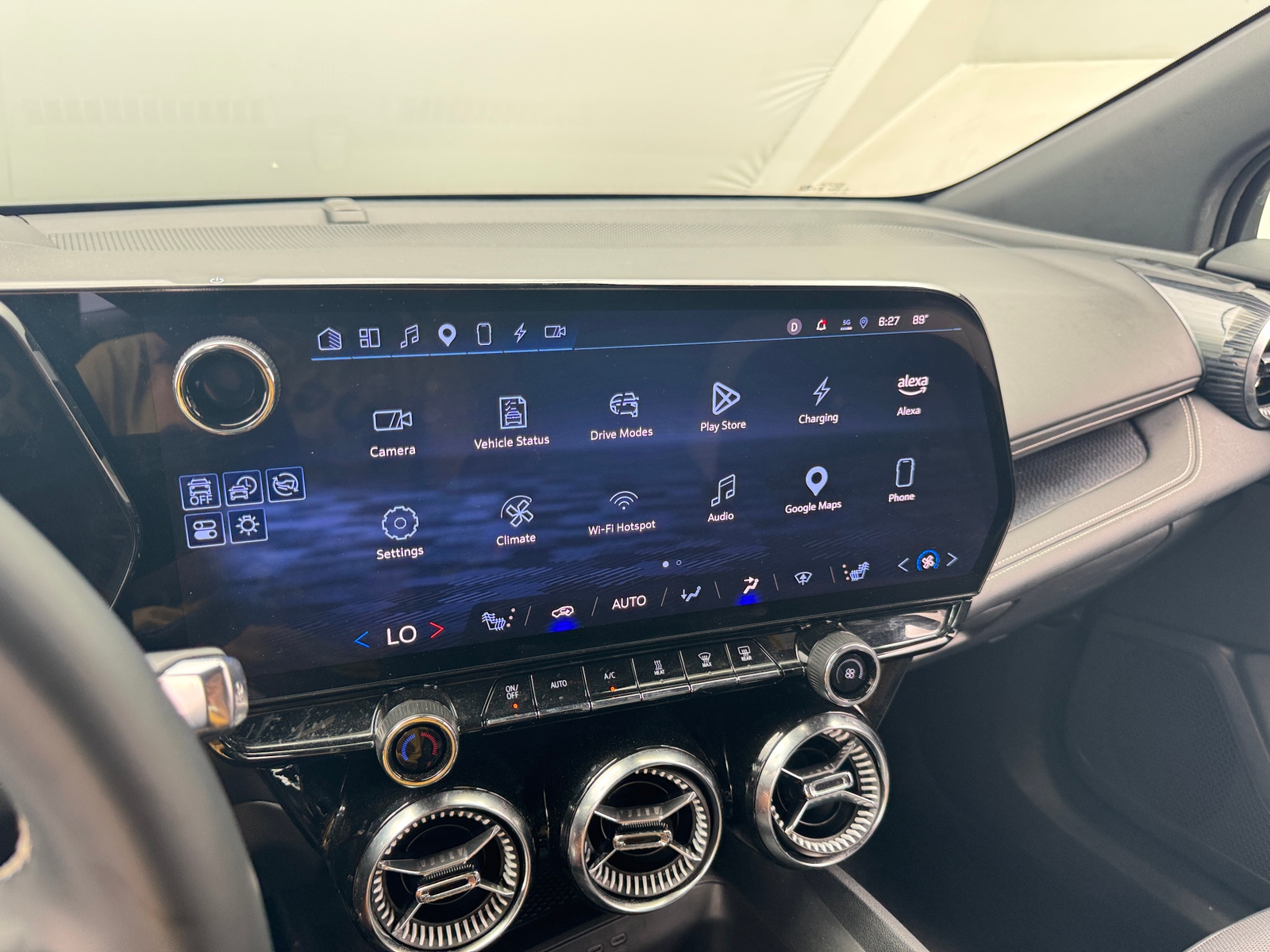 Thumbnail: 2024 Chevrolet Blazer EV - 3