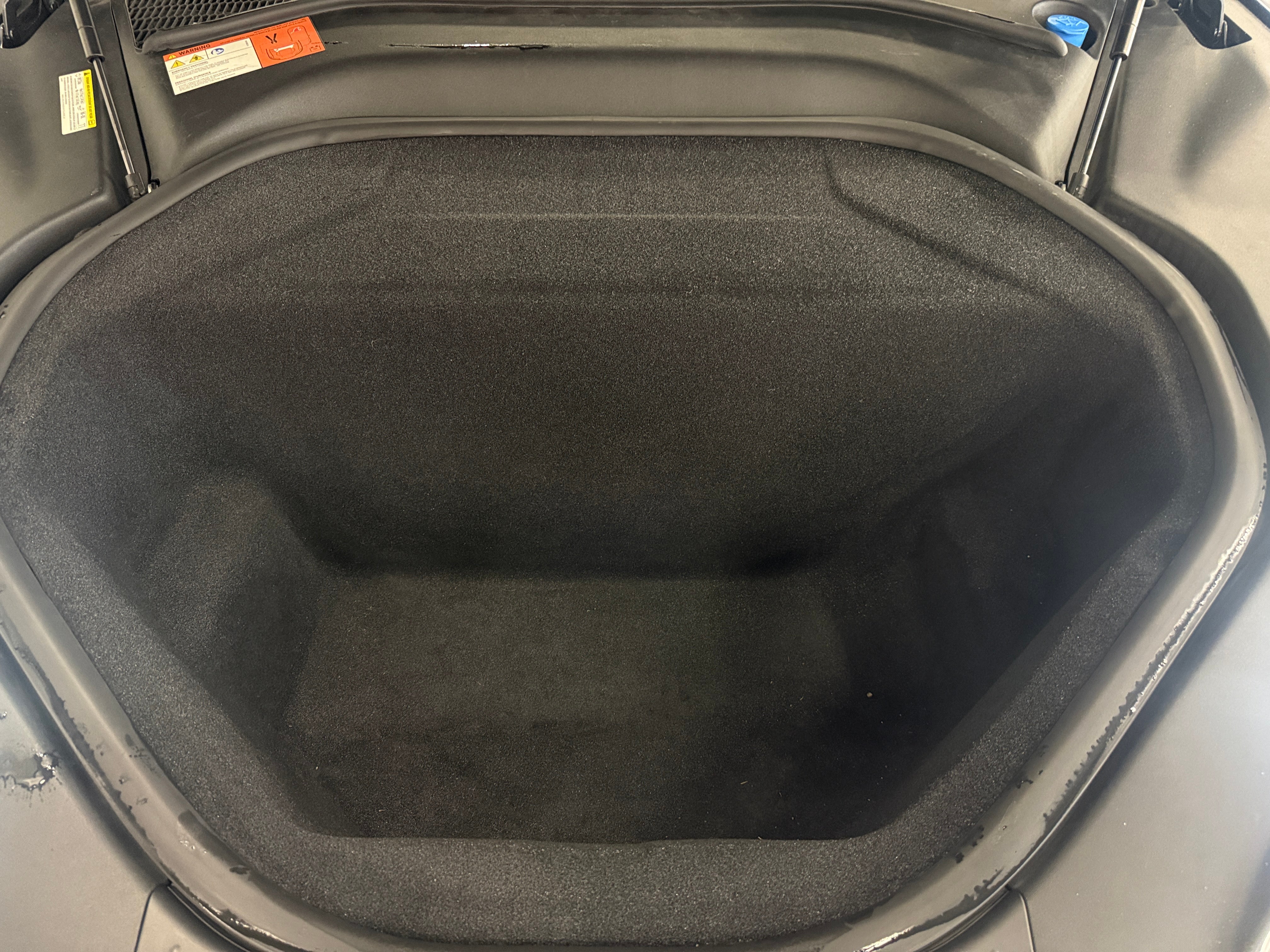 Used 2015 Tesla Model S P85D with VIN 5YJSA1E41FF115031 for sale in Oak Creek, WI