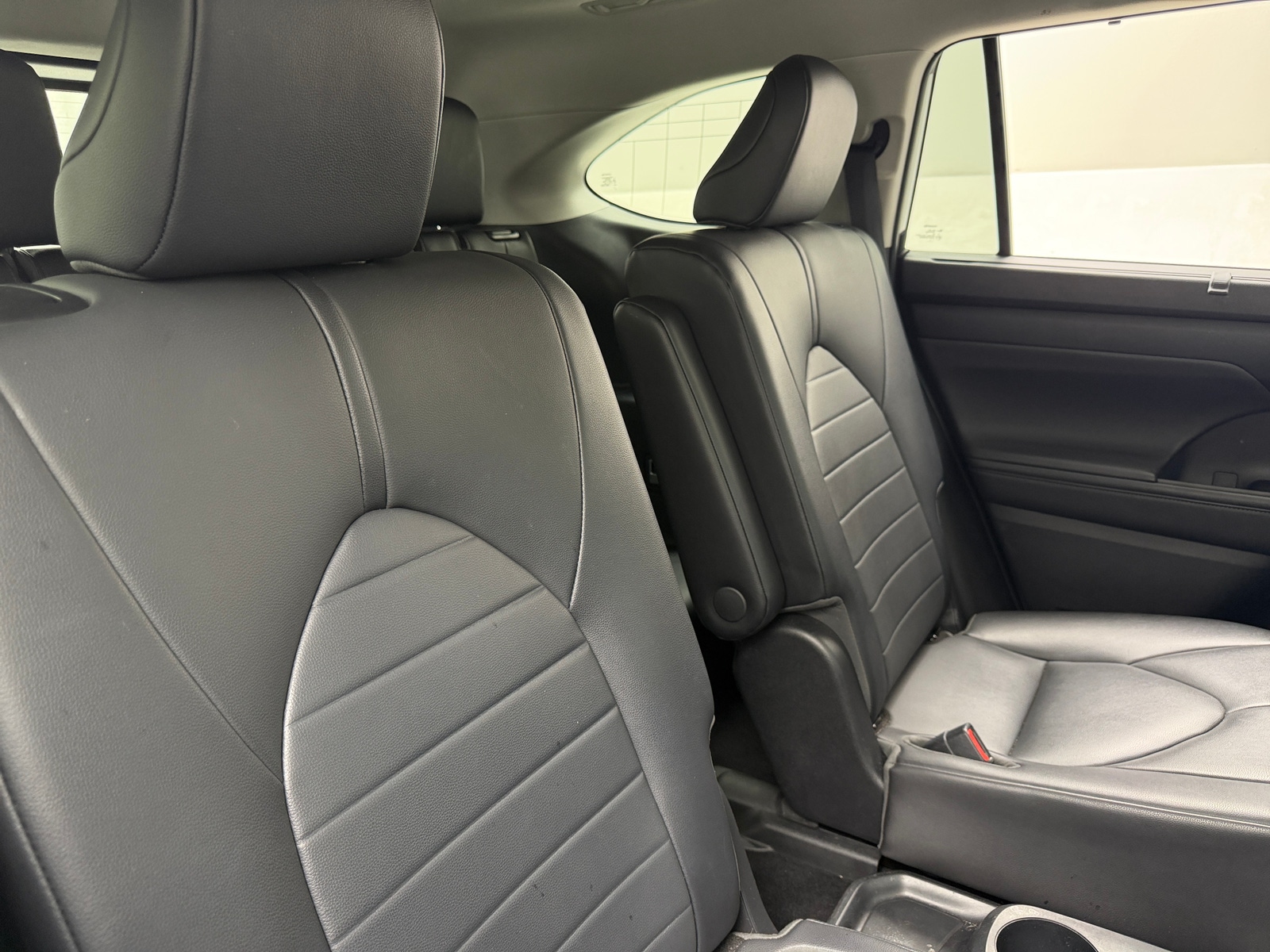 Thumbnail: 2020 Toyota Highlander - 5