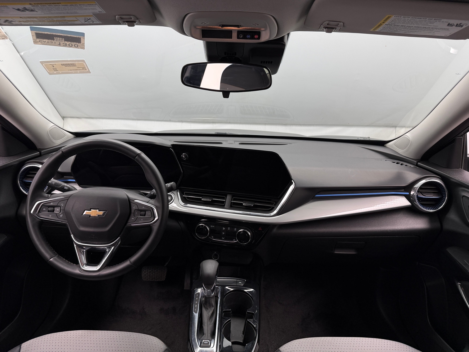 Thumbnail: 2025 Chevrolet Trax - 2