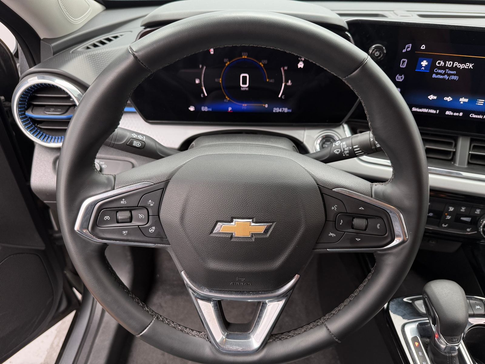 Thumbnail: 2025 Chevrolet Trax - 4