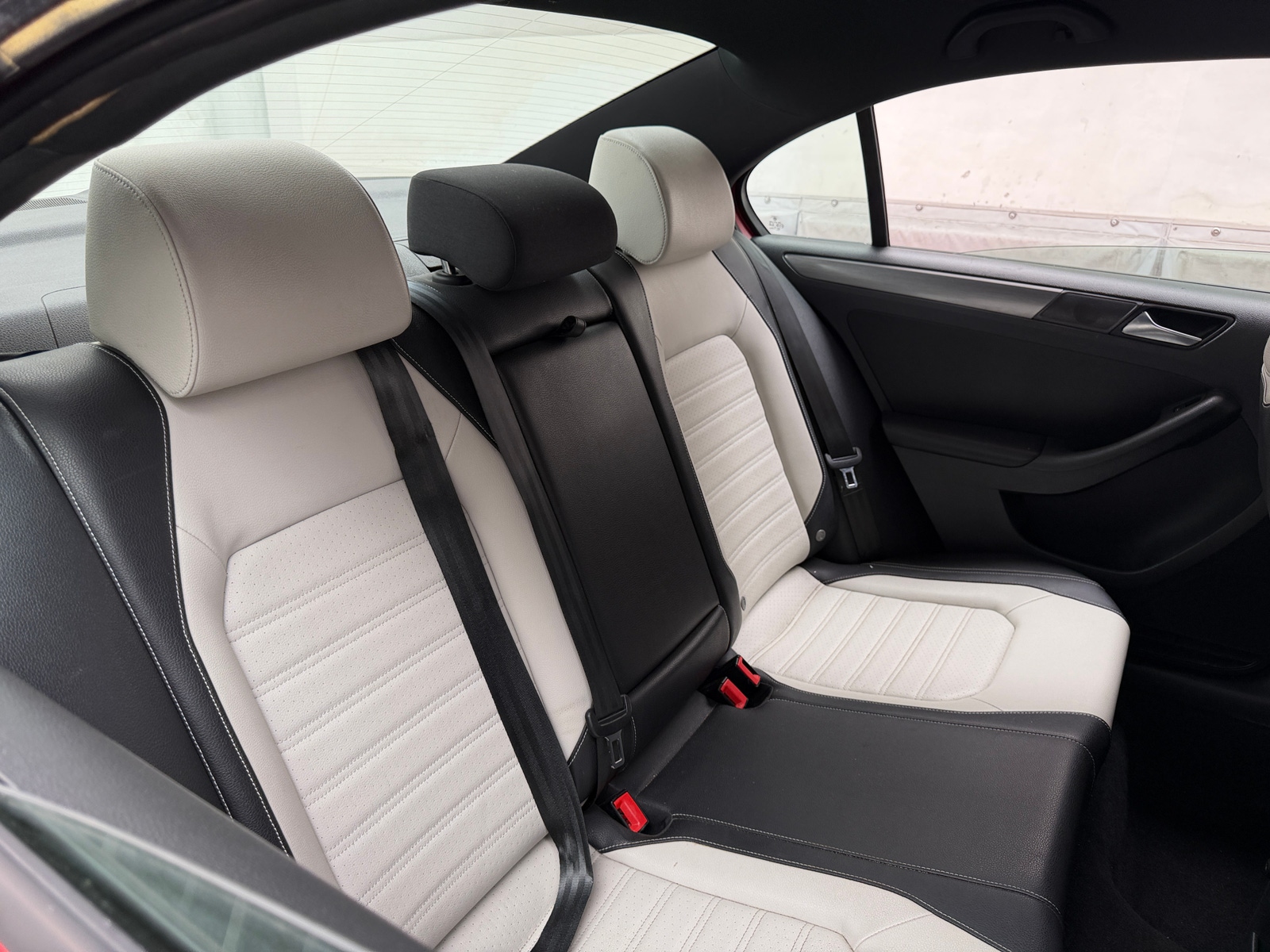 Thumbnail: 2016 Volkswagen Jetta - 5