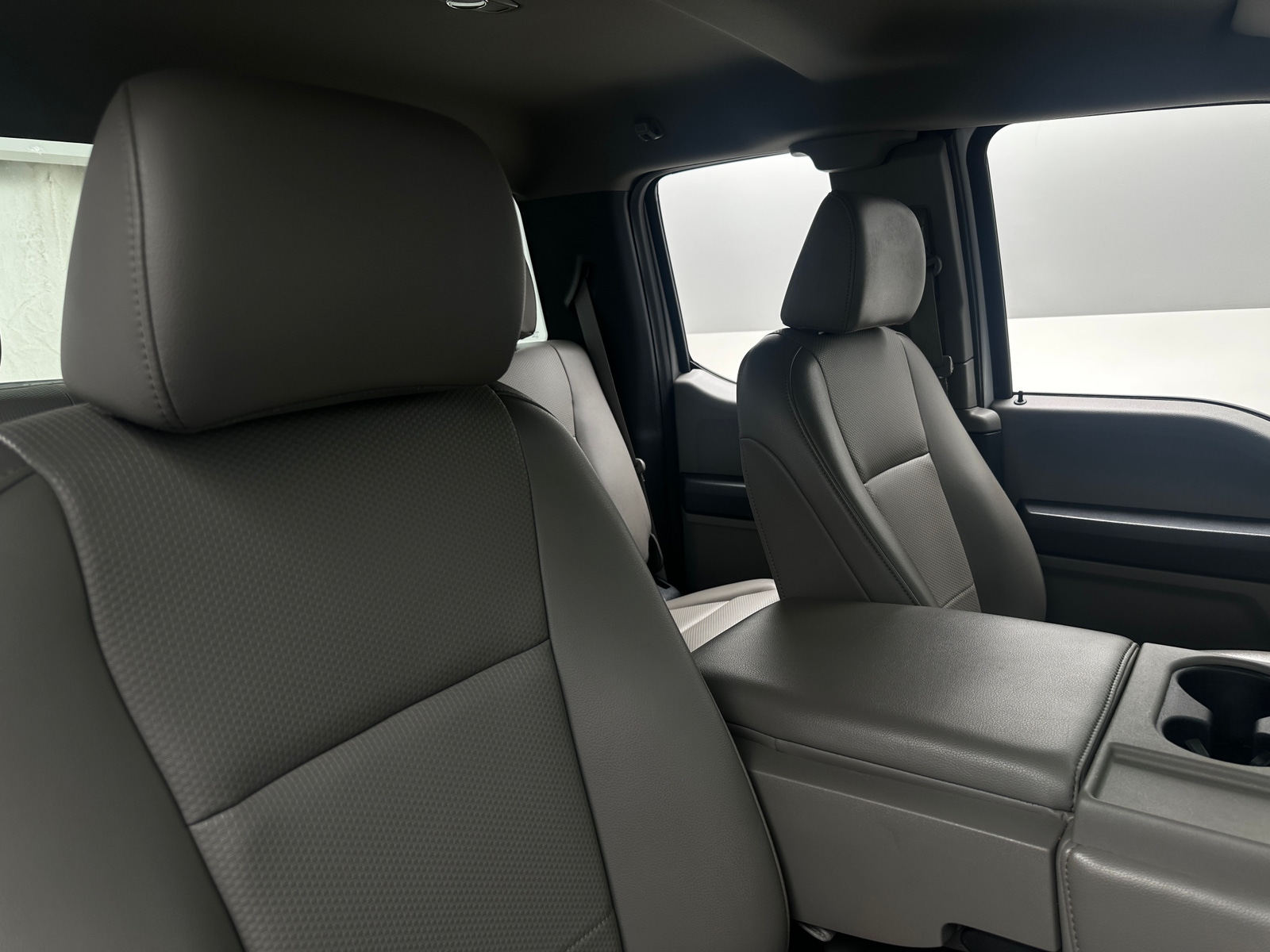 Thumbnail: 2020 Ford Econoline - 2
