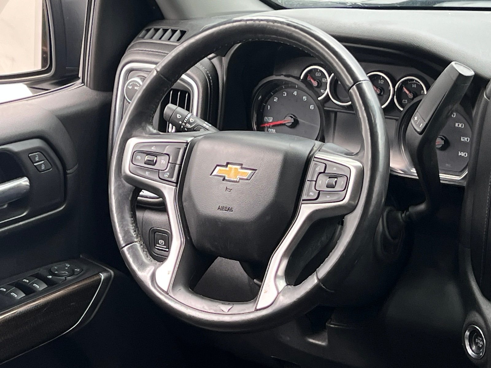 Thumbnail: 2020 Chevrolet Silverado 1500 - 5