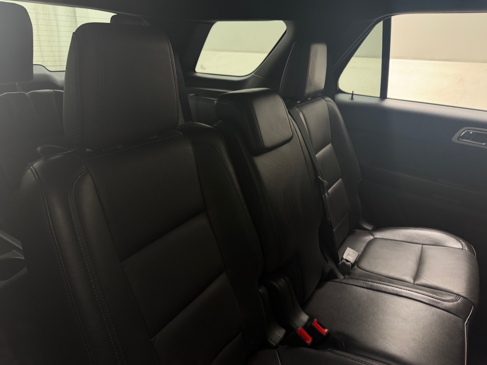 Thumbnail: 2015 Ford Explorer - 5