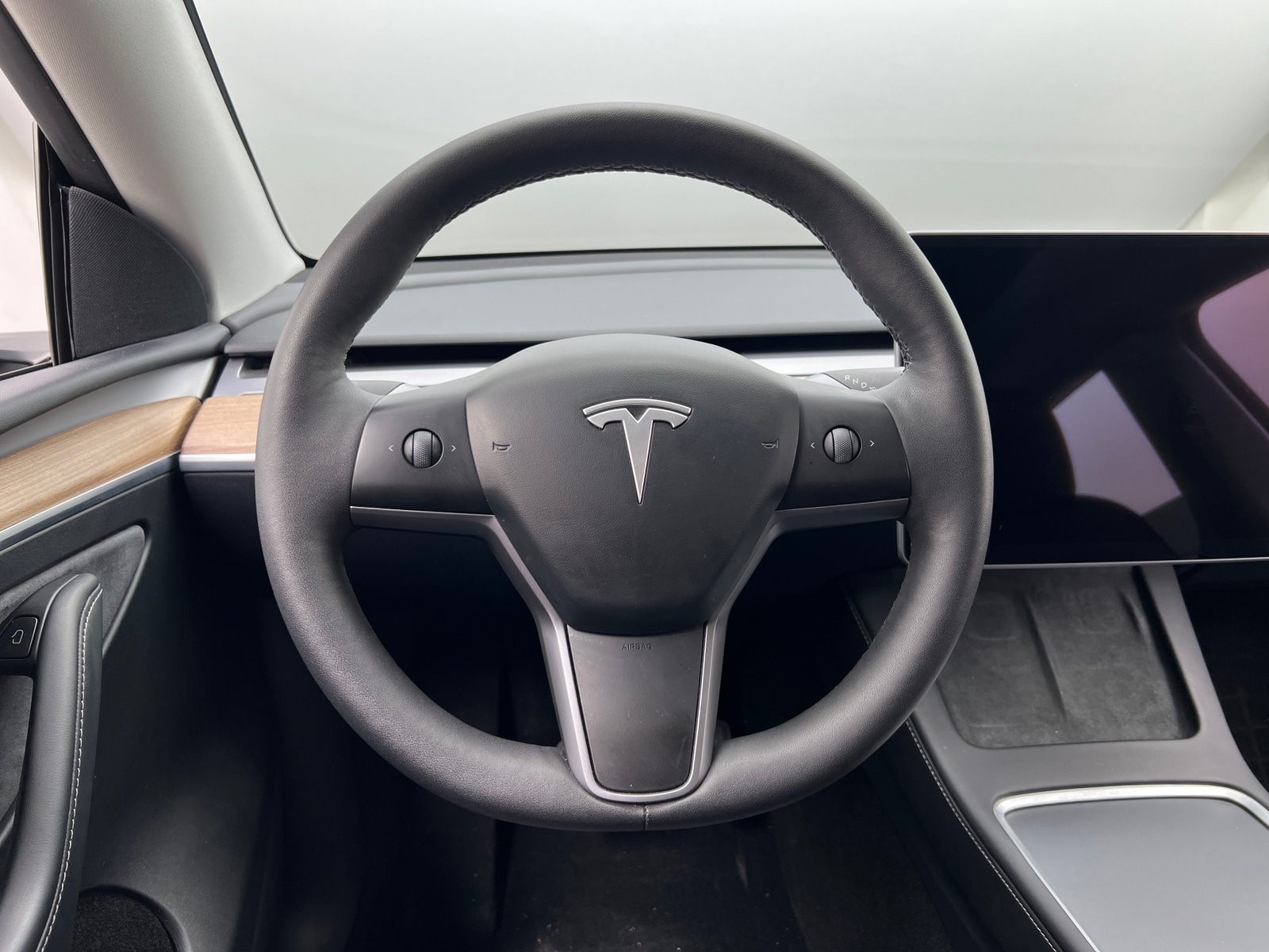 Thumbnail: 2024 Tesla Model Y - 4