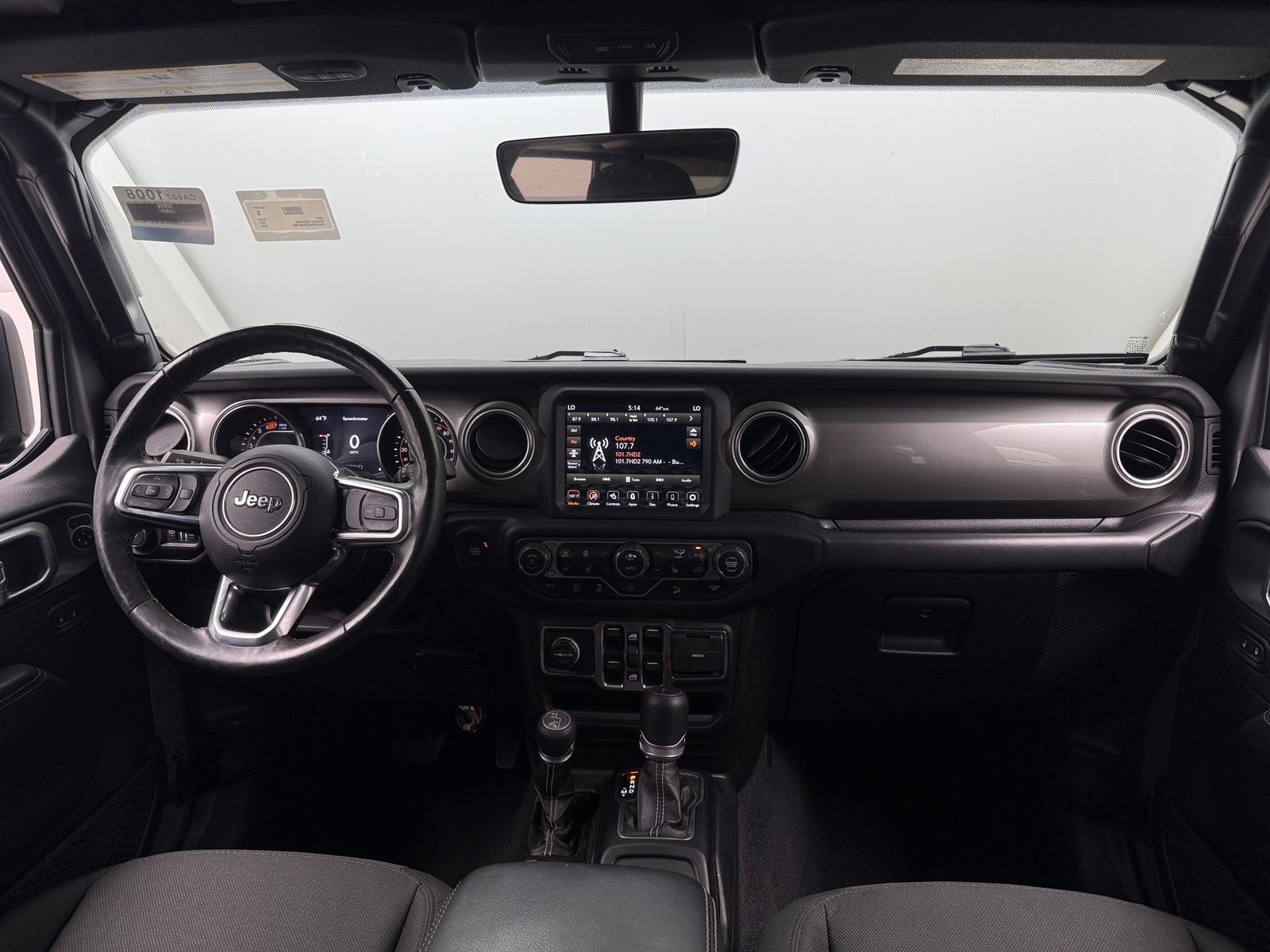 Thumbnail: 2019 Jeep Wrangler - 3