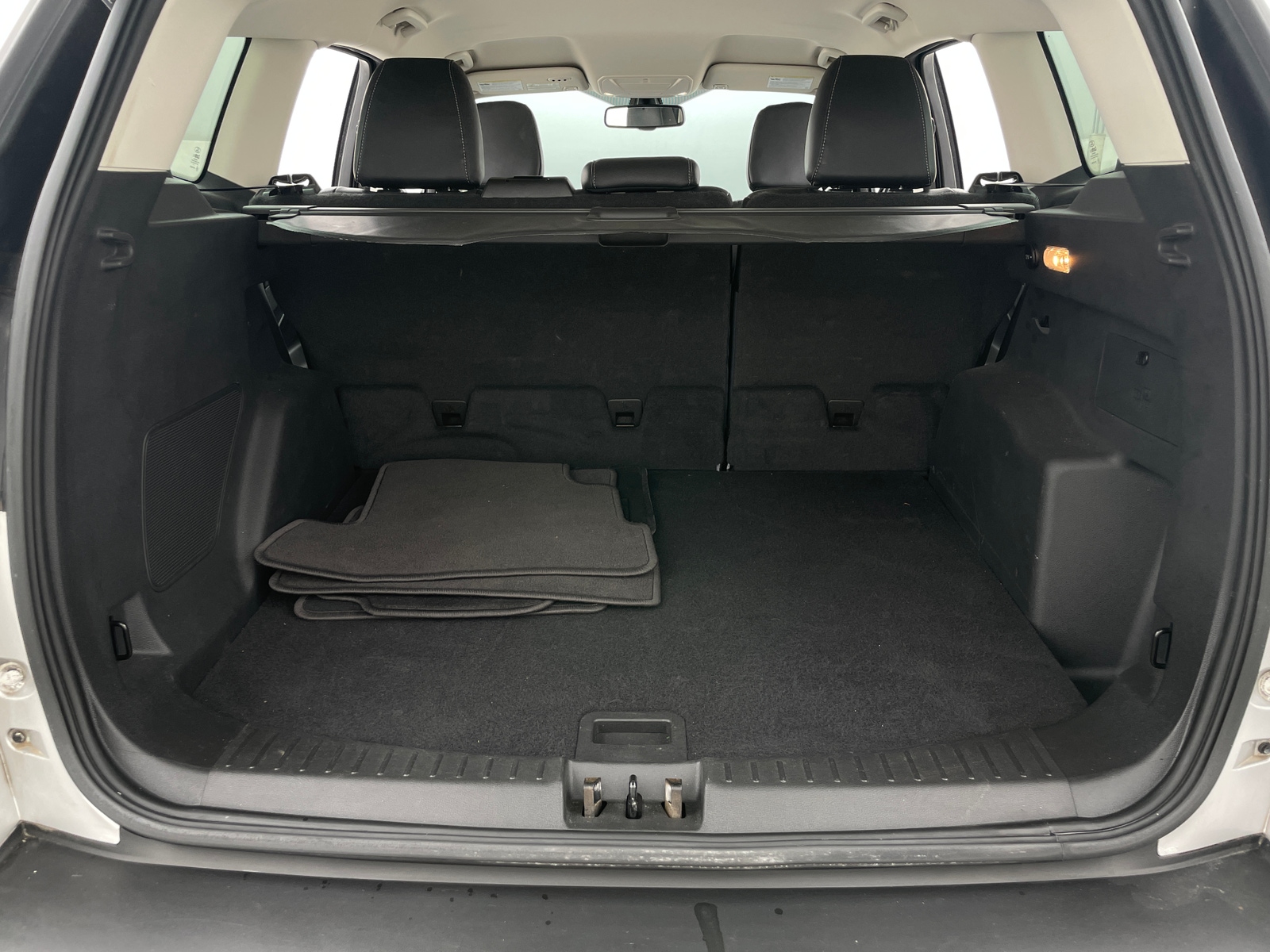 Thumbnail: 2019 Ford Escape - 6