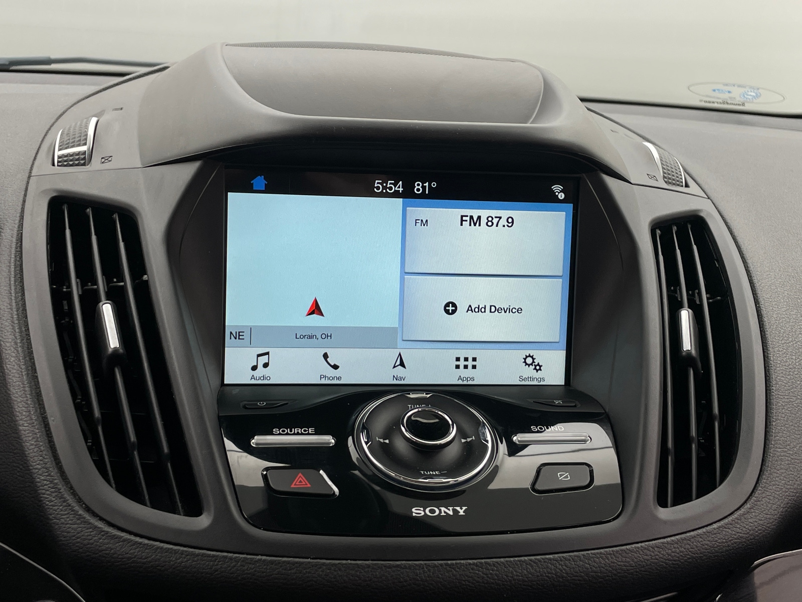 Thumbnail: 2019 Ford Escape - 3
