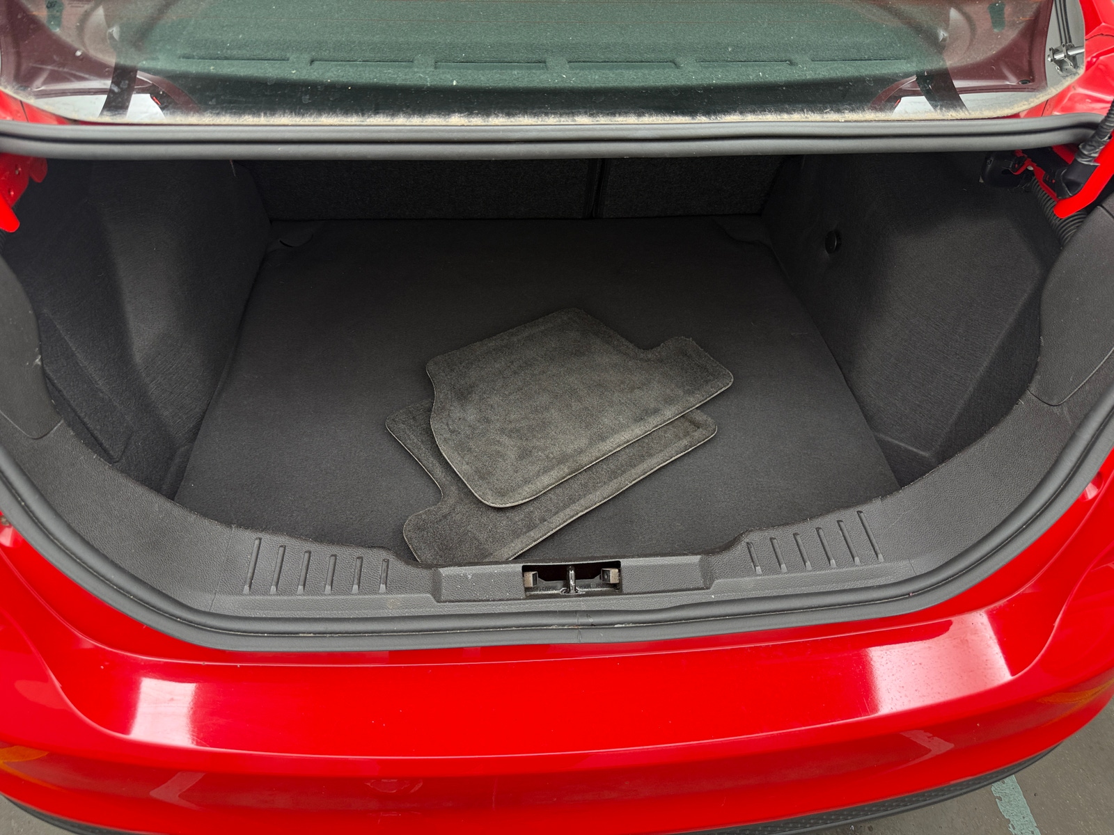 Thumbnail: 2016 Ford Focus - 7
