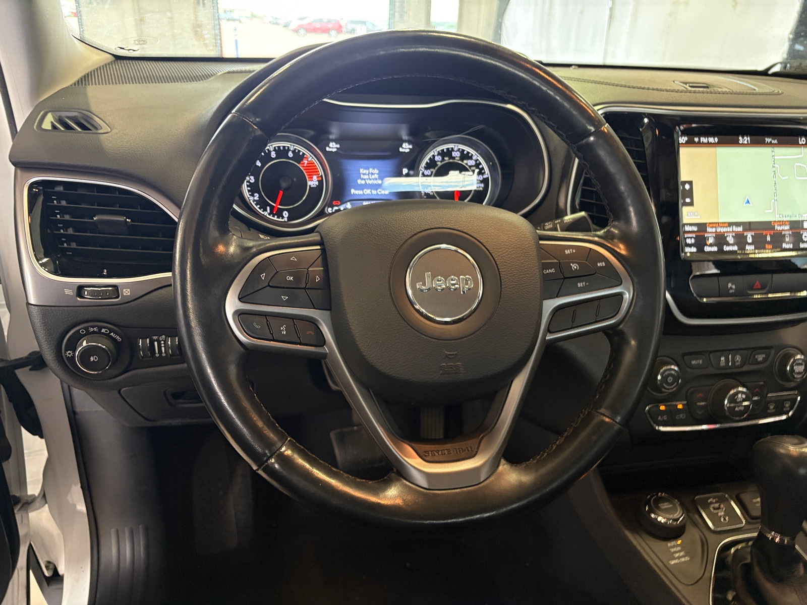 Thumbnail: 2020 Jeep Cherokee - 4
