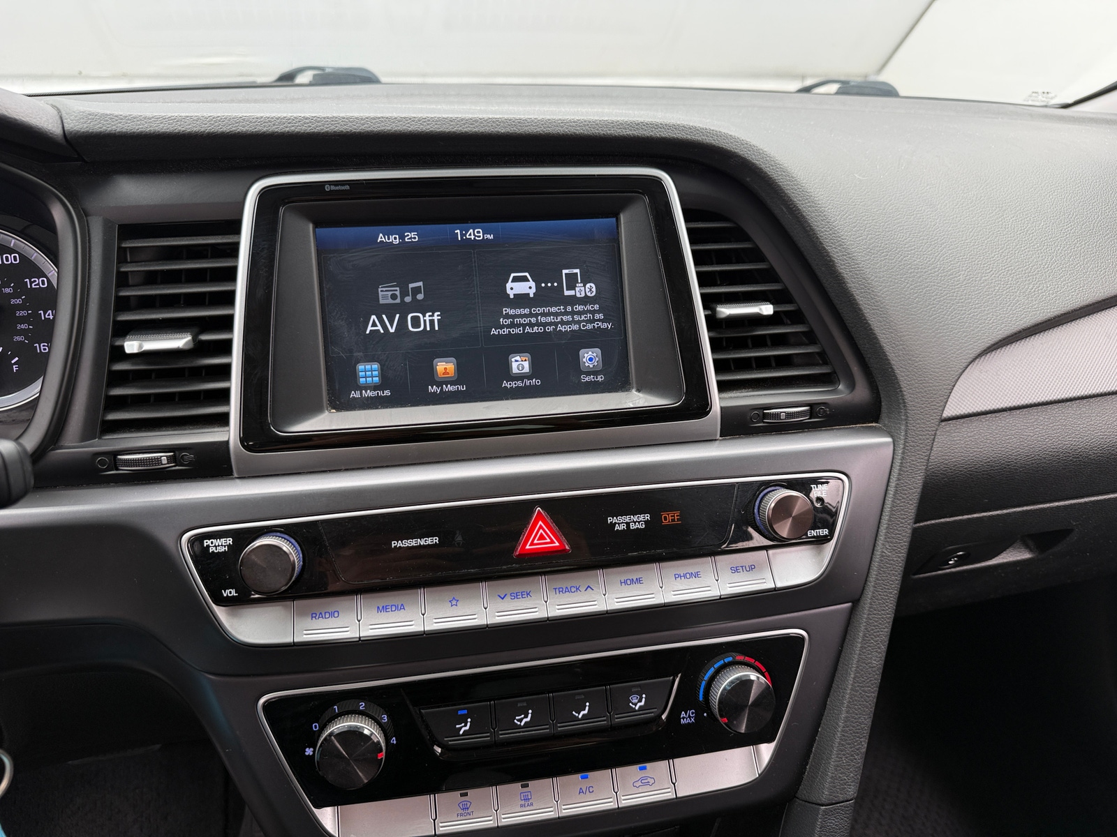 Thumbnail: 2019 Hyundai Sonata - 4