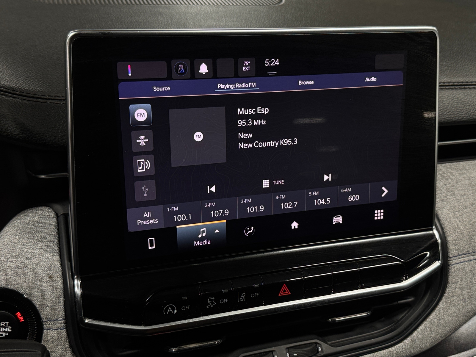 Thumbnail: 2024 Jeep Compass - 4