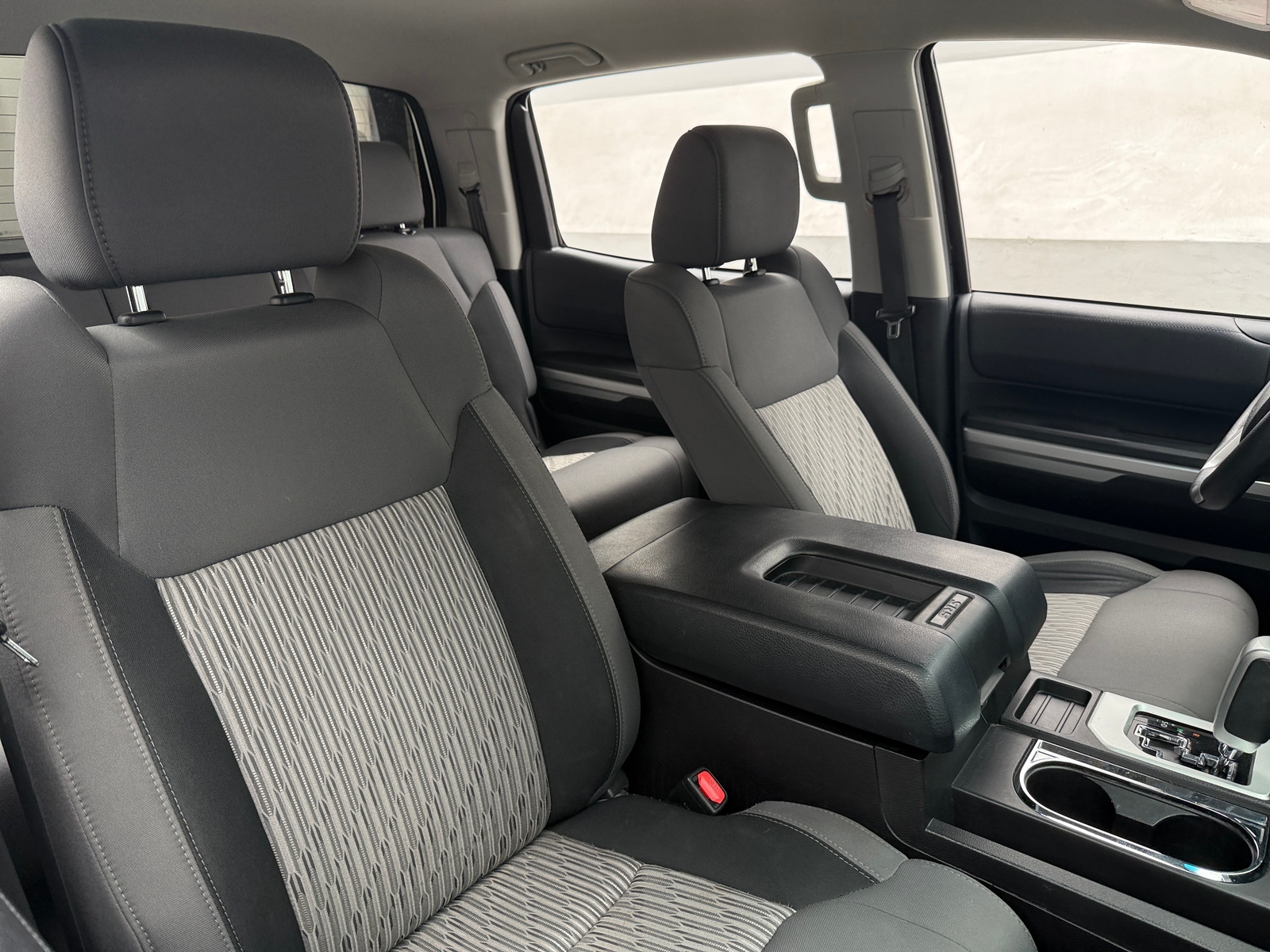 Thumbnail: 2016 Toyota Tundra - 2