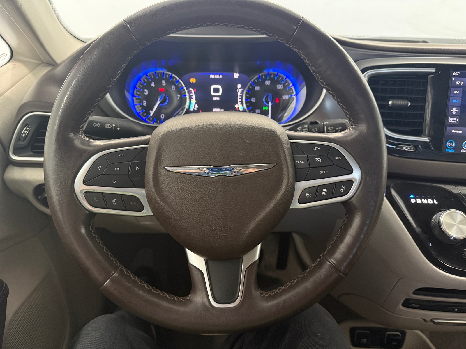 Thumbnail: 2019 Chrysler Pacifica - 4