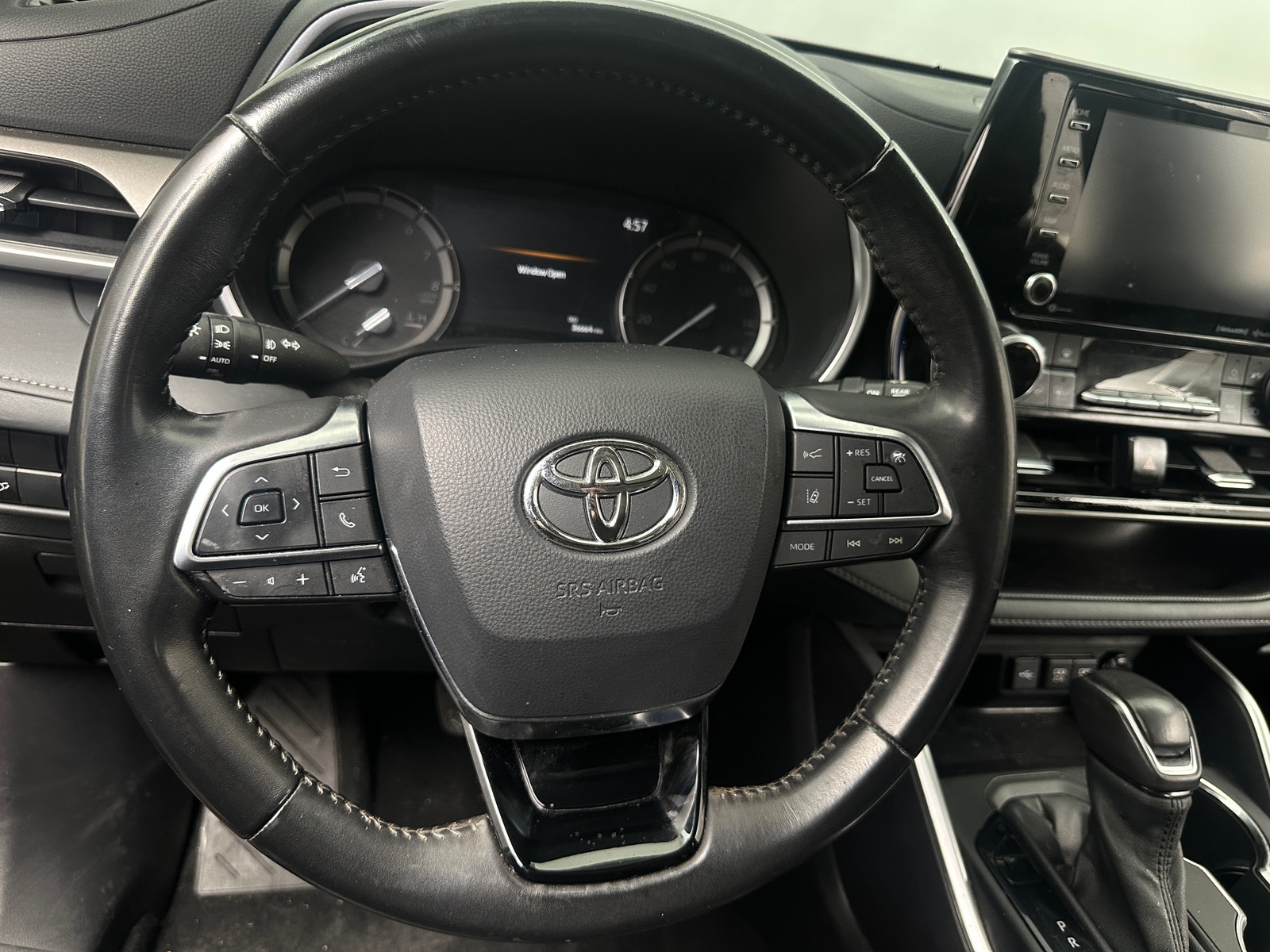 Thumbnail: 2021 Toyota Highlander - 4