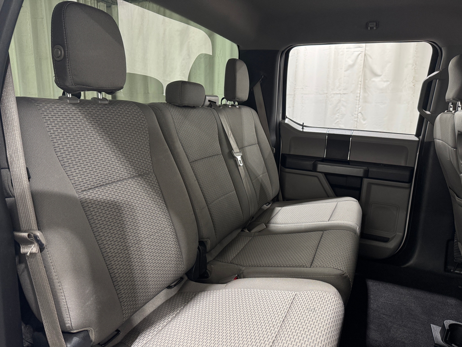 Thumbnail: 2015 Ford Econoline - 6