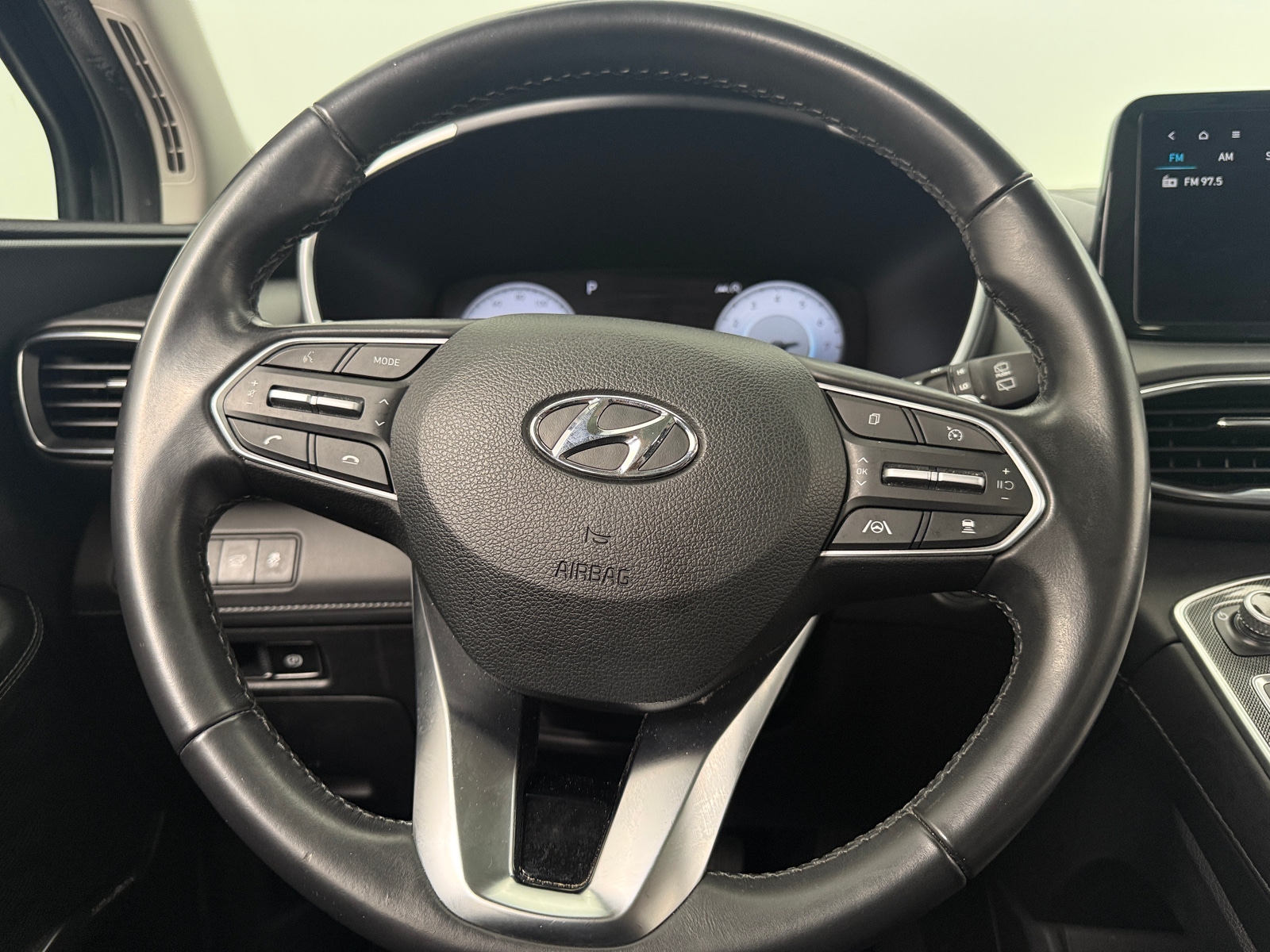Thumbnail: 2023 Hyundai Santa Fe - 4