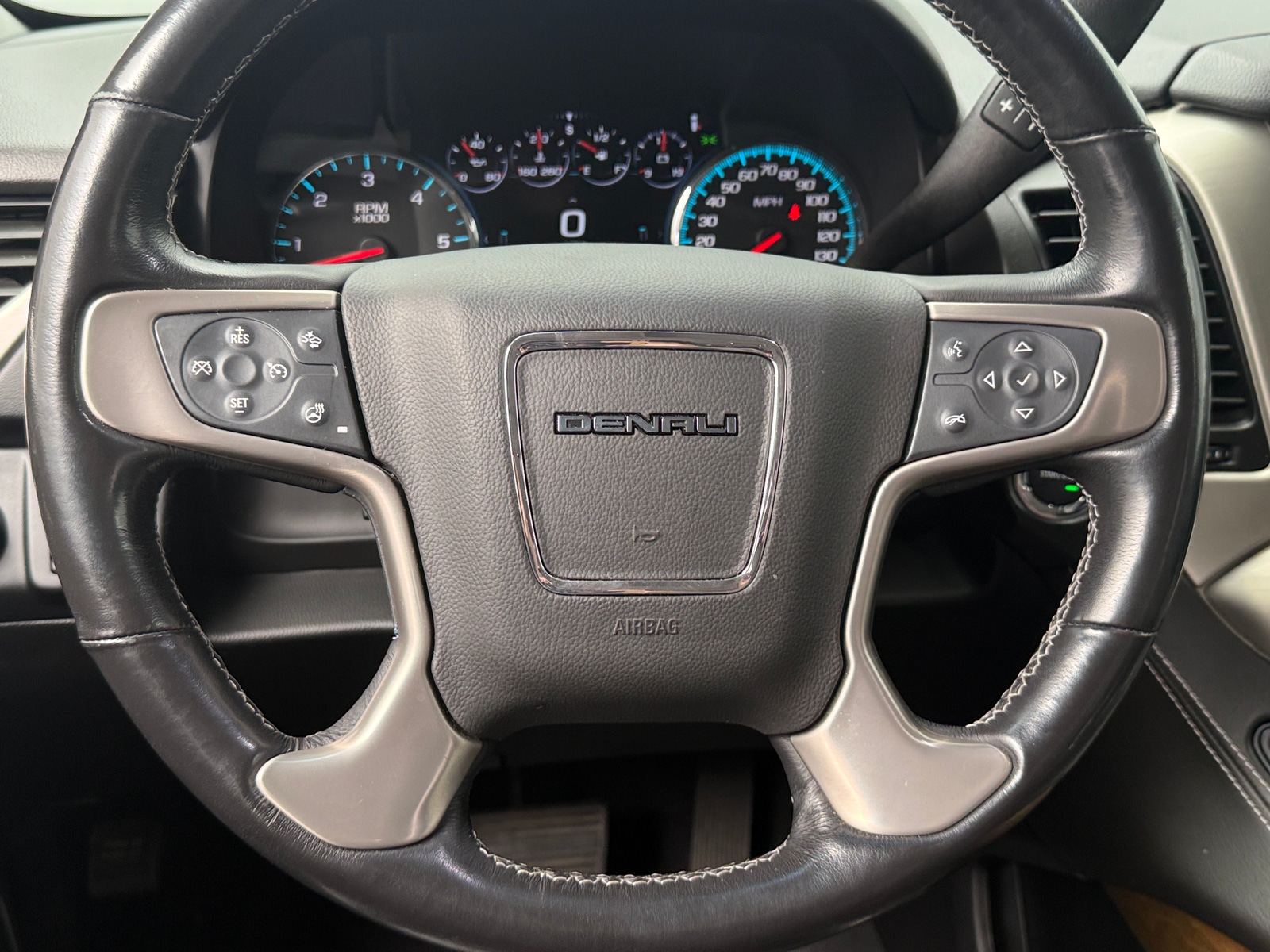 Thumbnail: 2020 GMC Yukon - 4