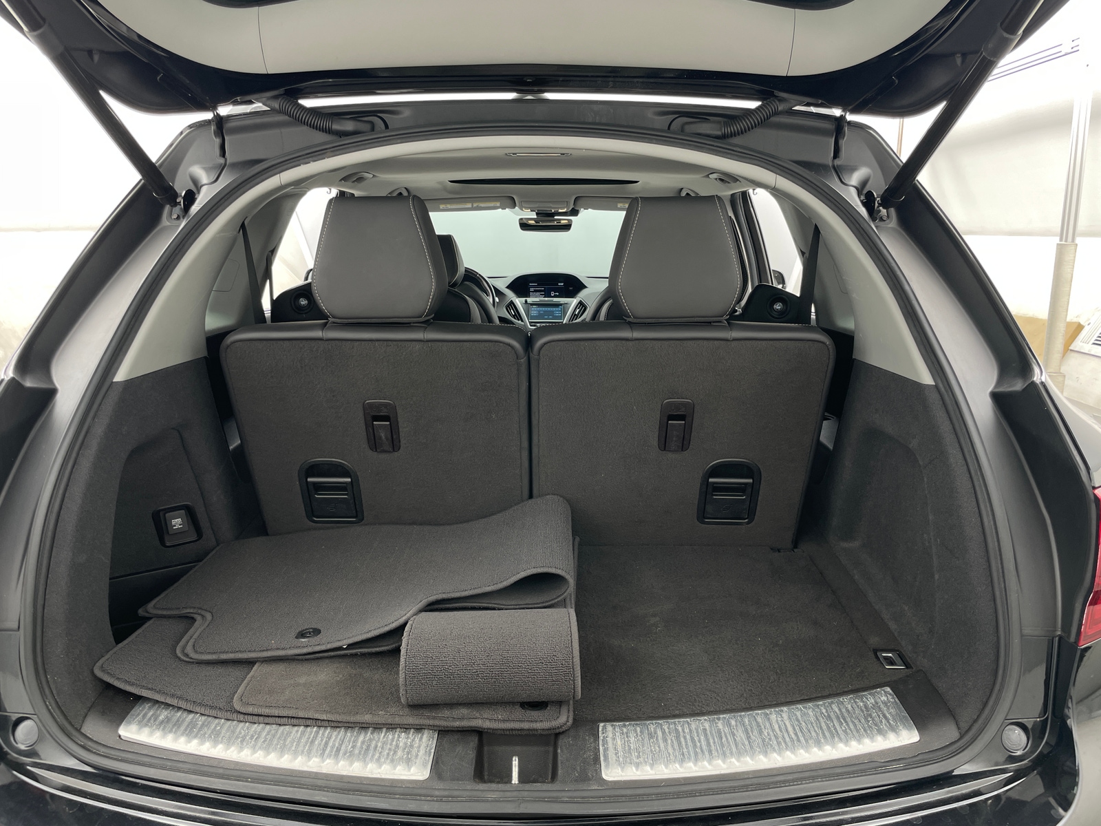 Thumbnail: 2019 Acura MDX - 6