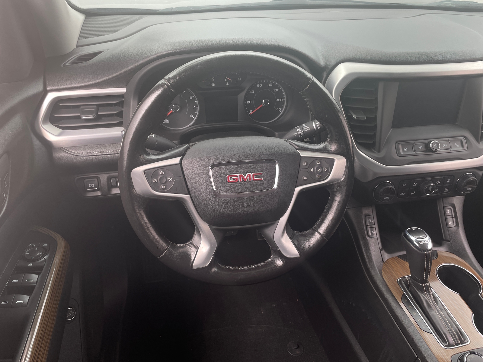 Thumbnail: 2017 GMC Acadia - 5