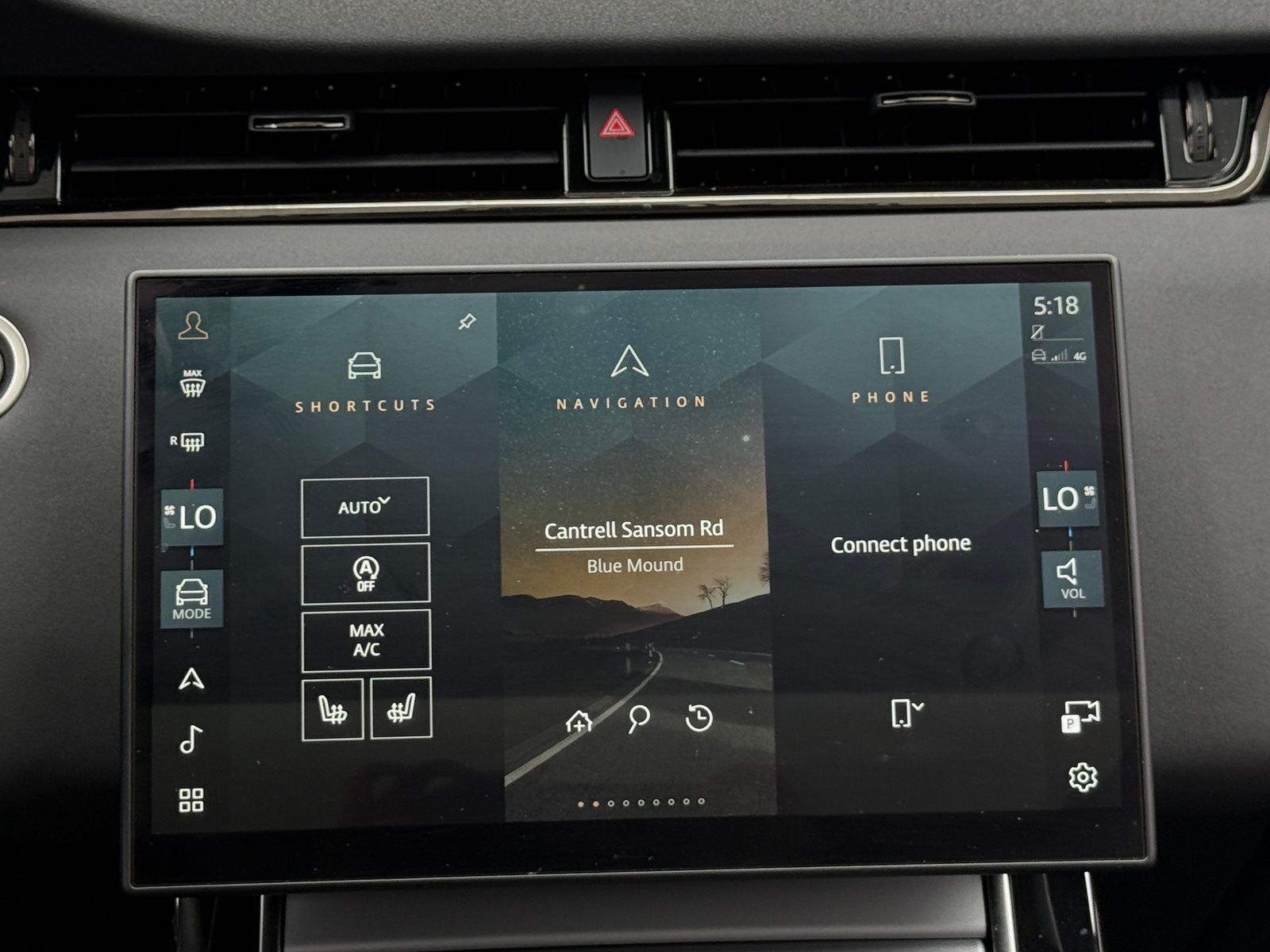 Thumbnail: 2024 Land Rover Range Rover Evoque - 4