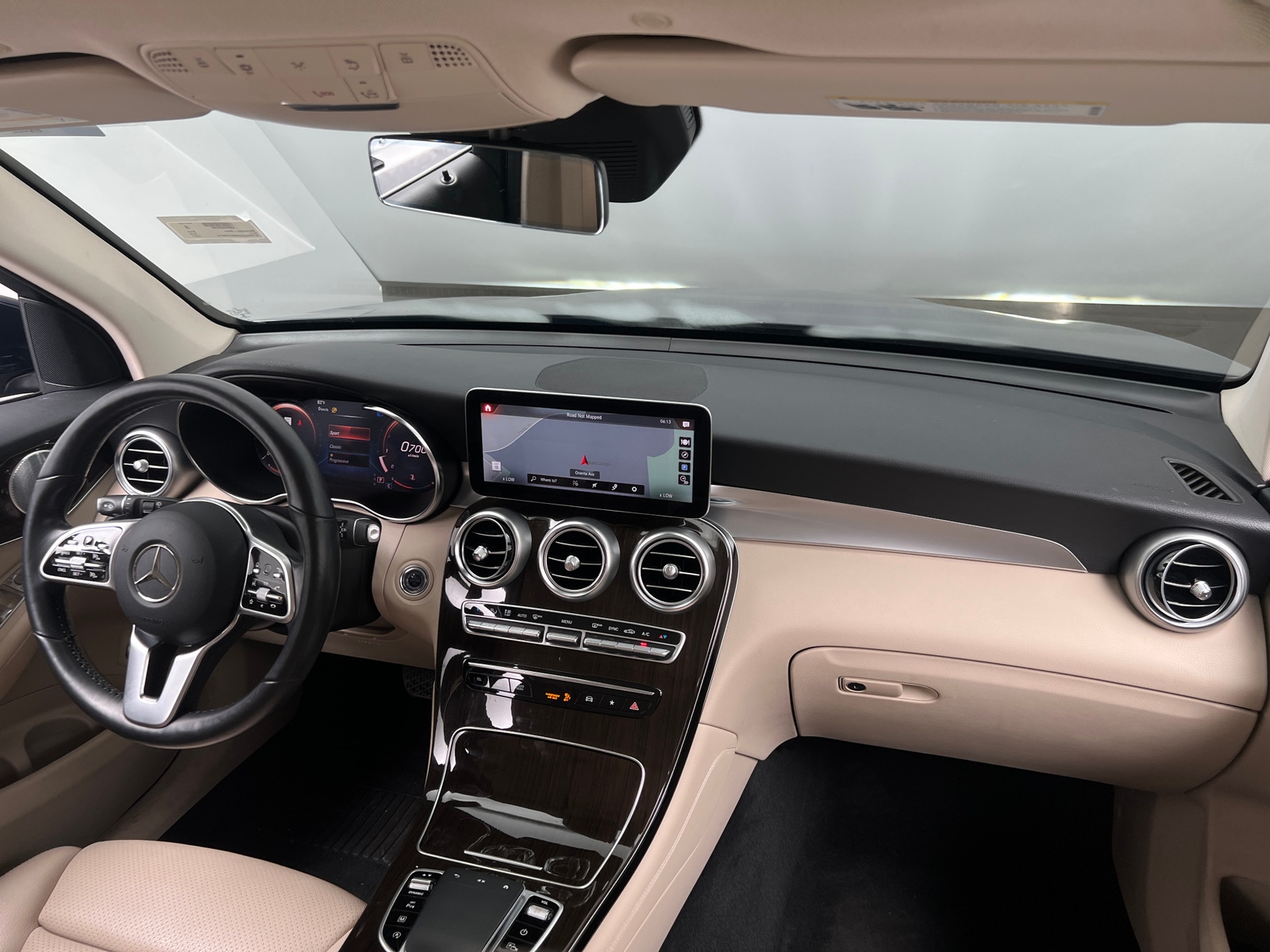 Thumbnail: 2021 Mercedes-Benz GLC - 2