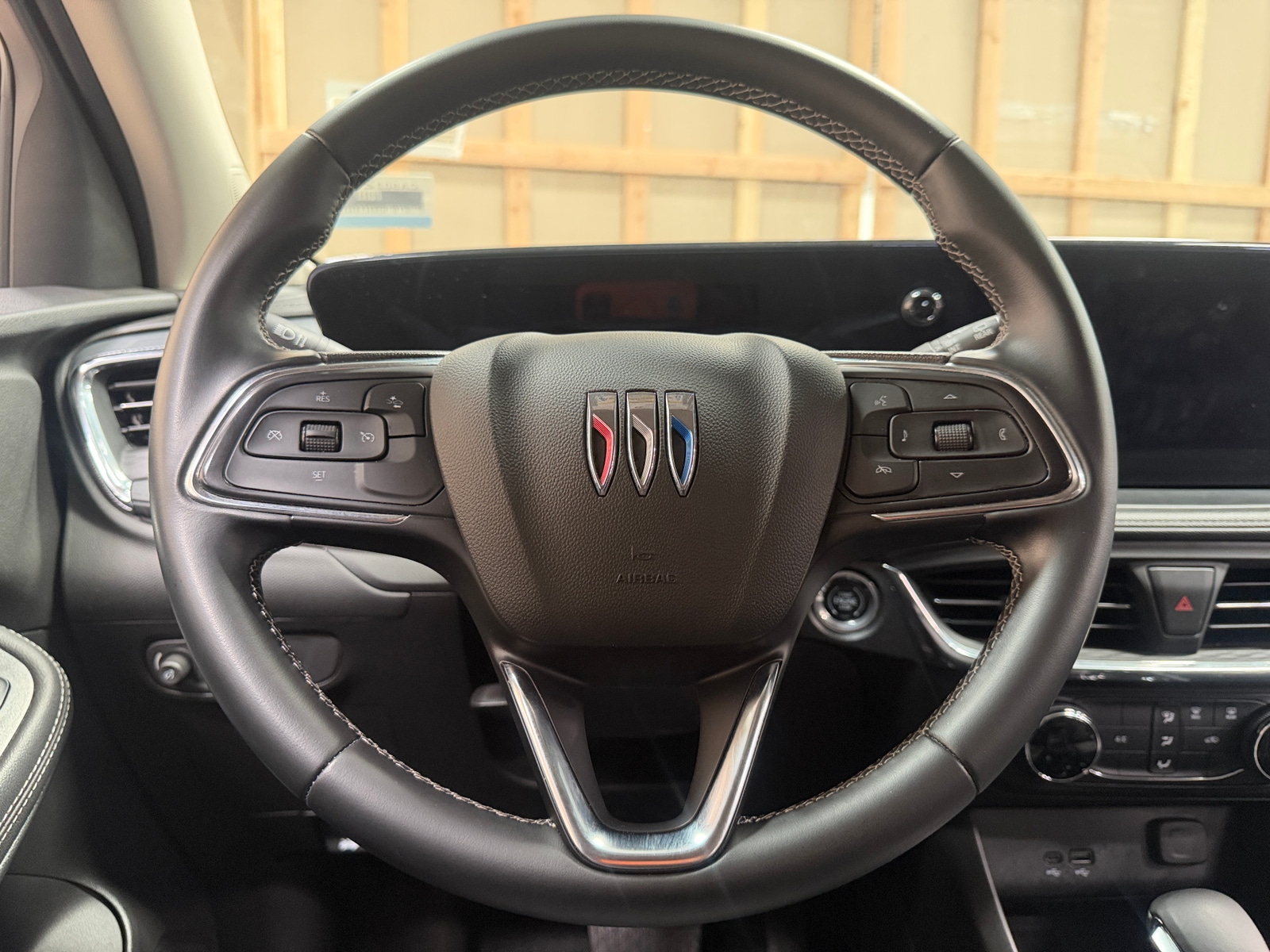 Thumbnail: 2025 Buick Encore GX - 4