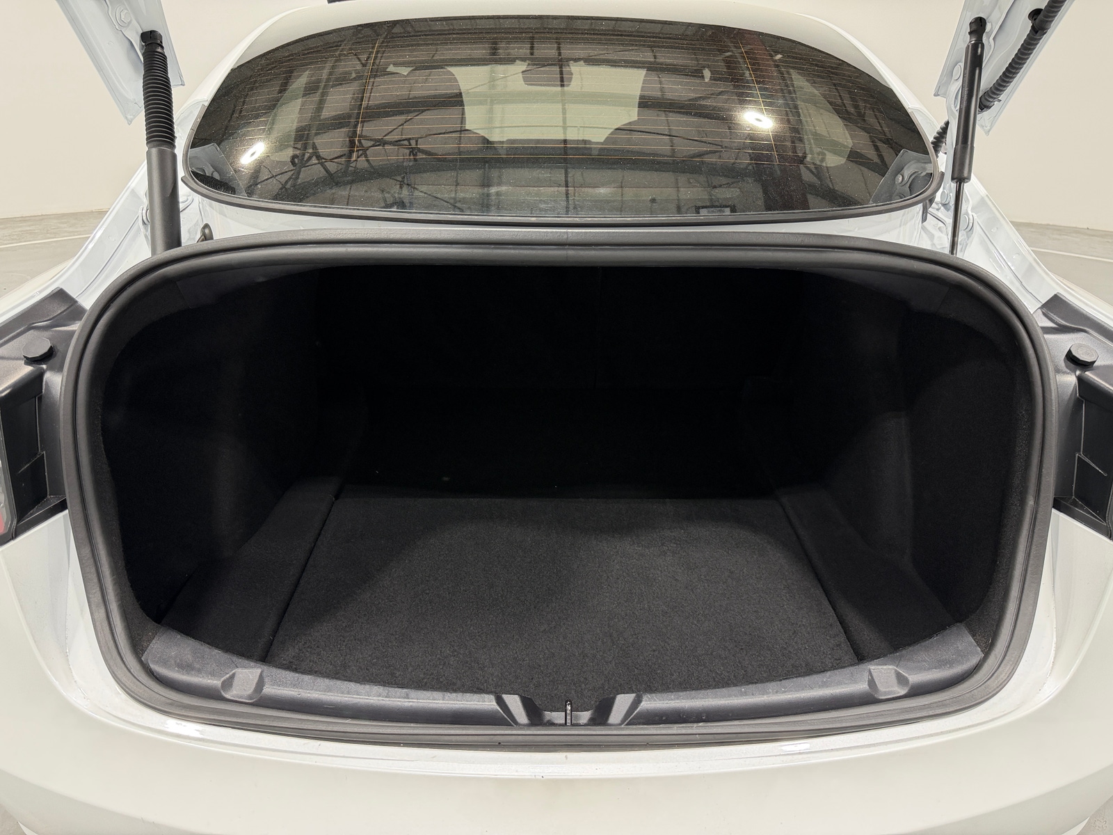 Thumbnail: 2022 Tesla Model 3 - 6