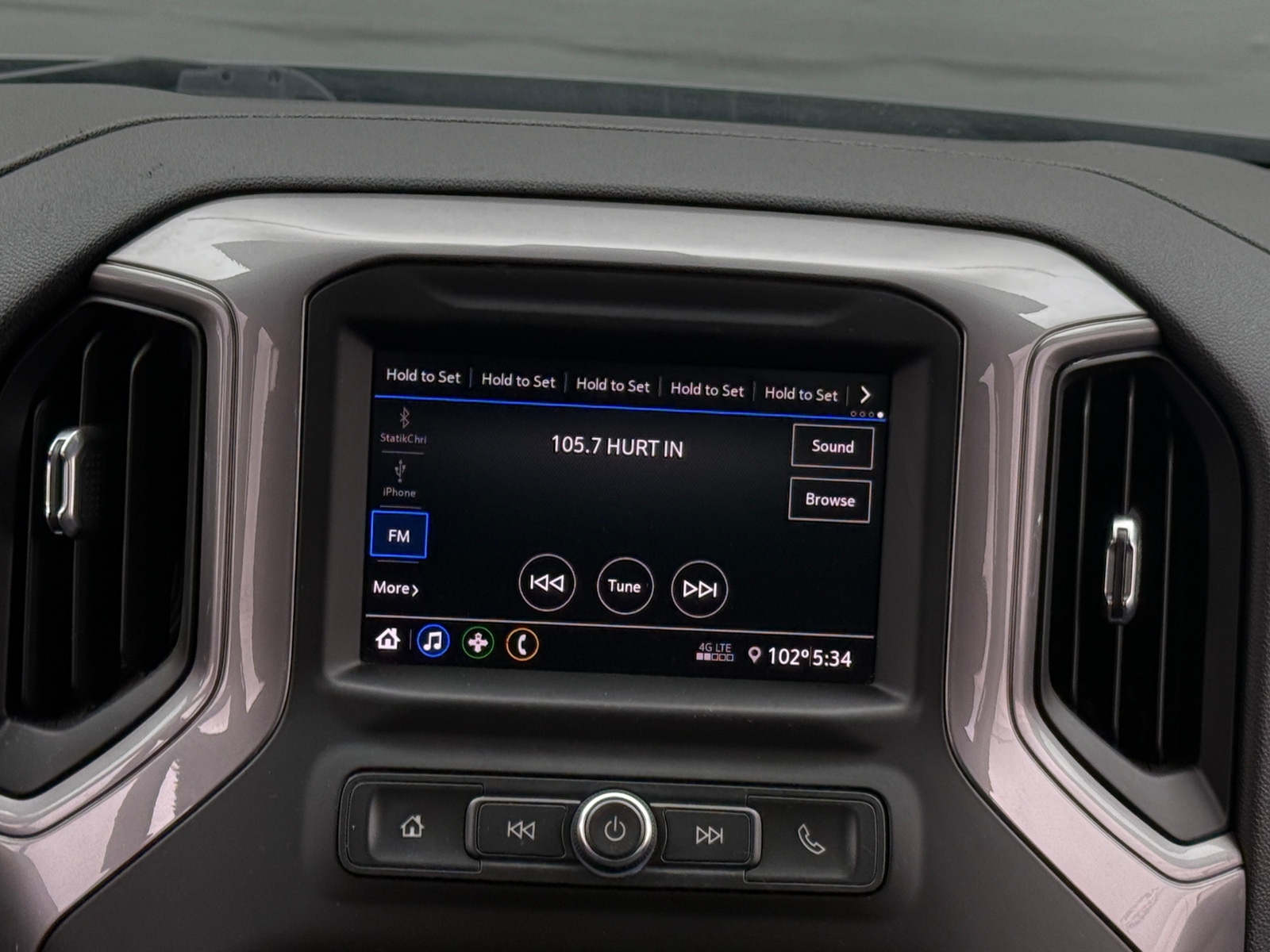 Thumbnail: 2021 Chevrolet Silverado 1500 - 4